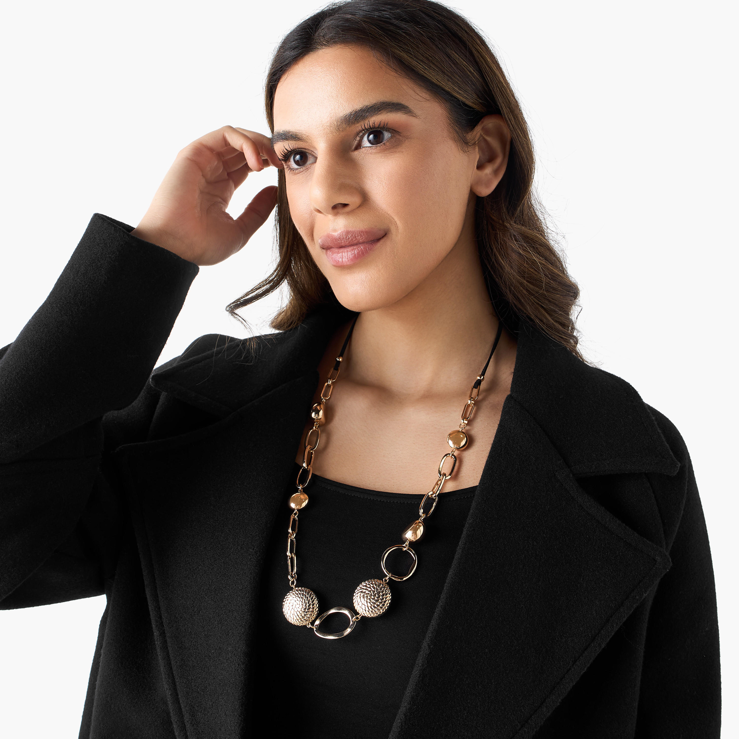 عقد ميتاليك بمشبك إغلاق-women-watchesandjewellery-jewellery-necklacesandpendants-image-2