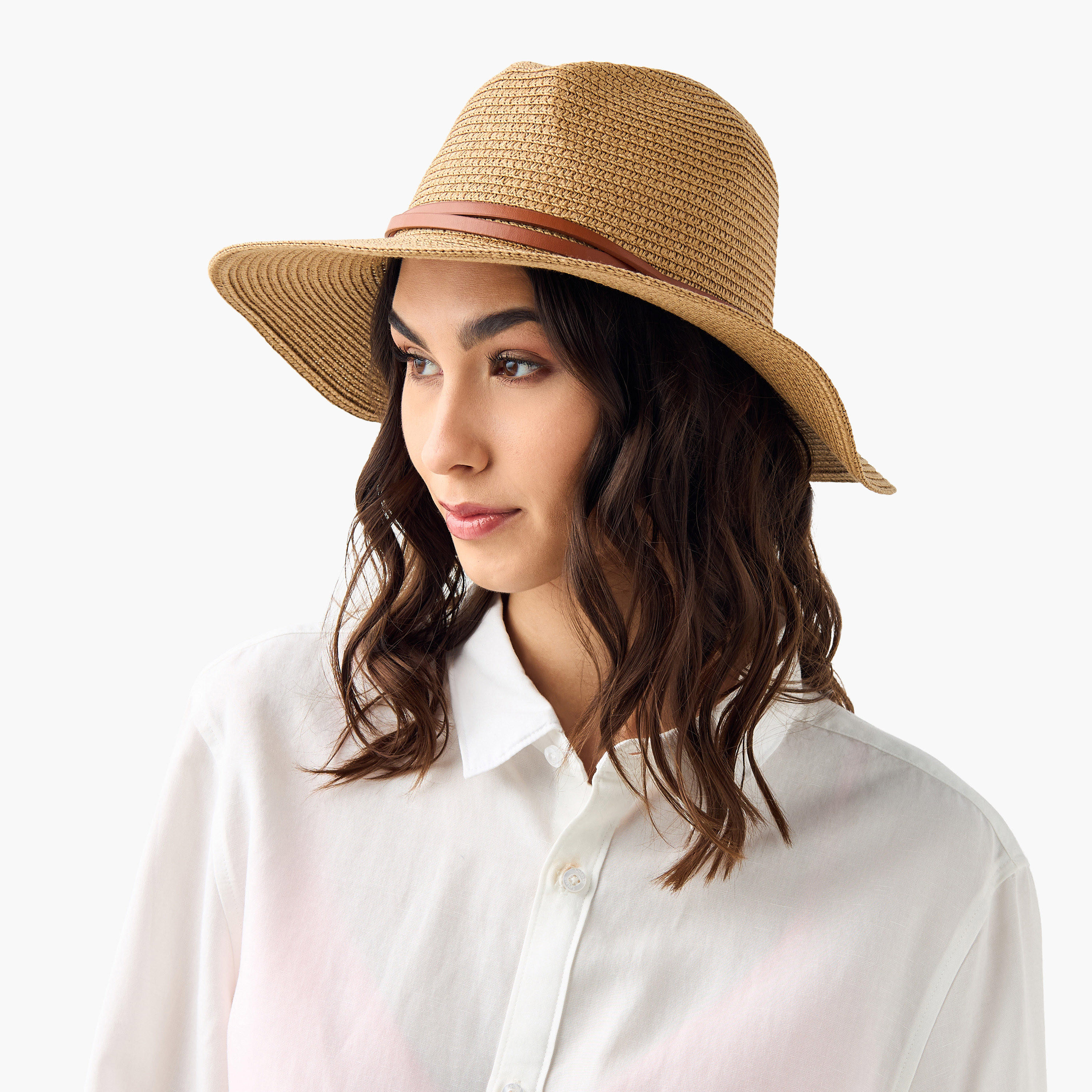قبعة بارزة الملمس بتفاصيل حزام-women-clothingaccessories-capsandhats-image-2