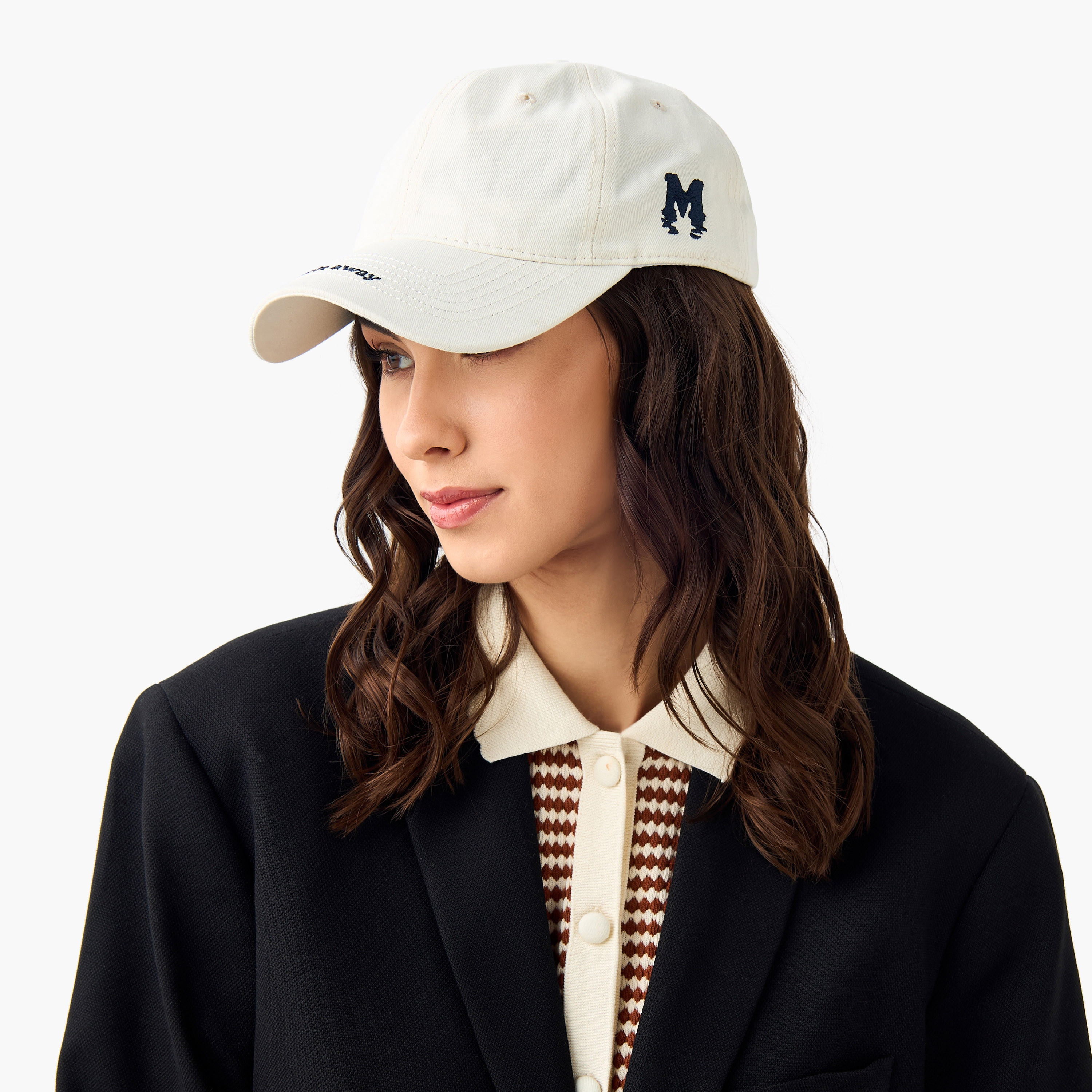 كاب بحزام إغلاق وتطريزات شعار-women-clothingaccessories-capsandhats-image-2