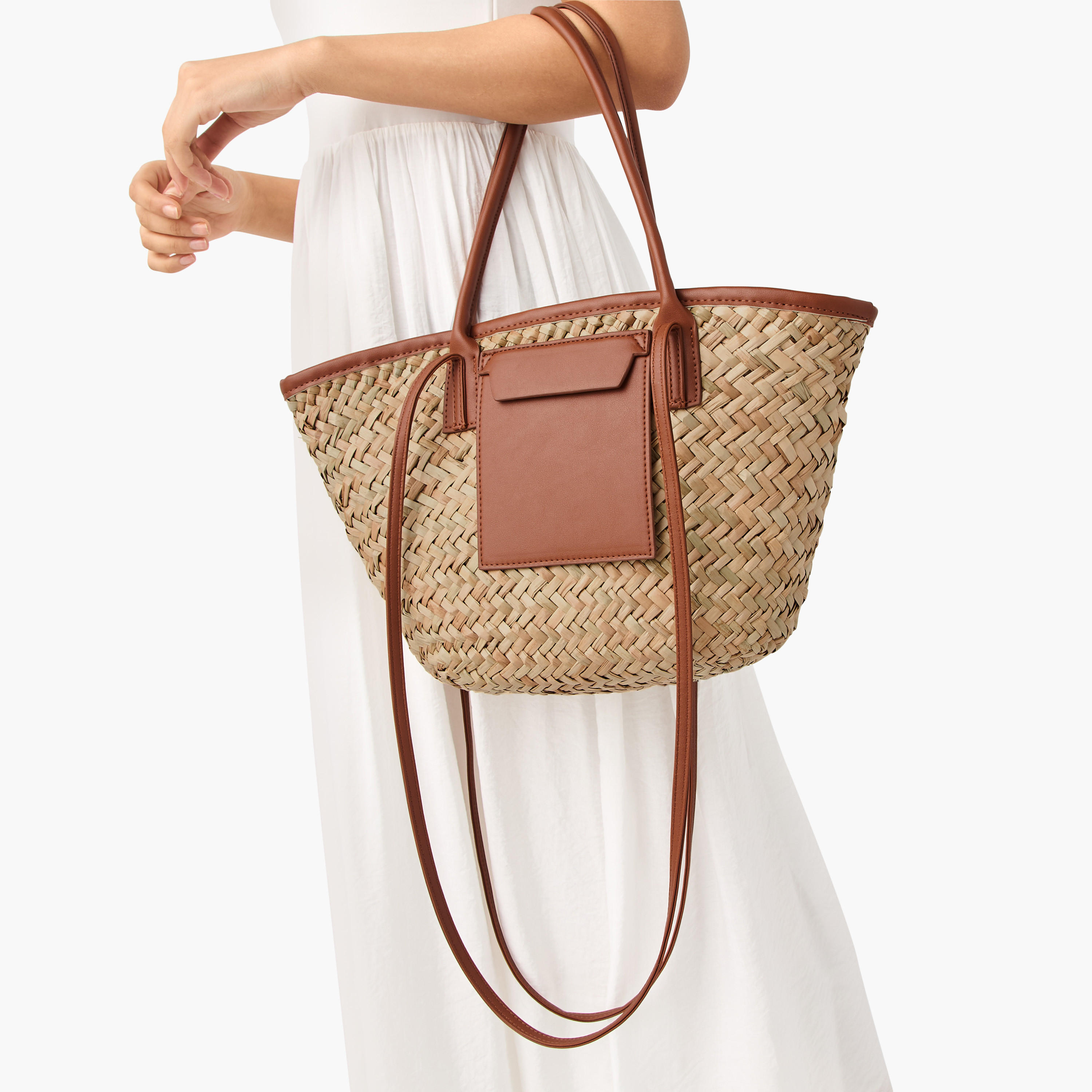شنطة تسوق بملمس منسوج ومقابض وحزام-women-bagsandwallets-handbags-image-8