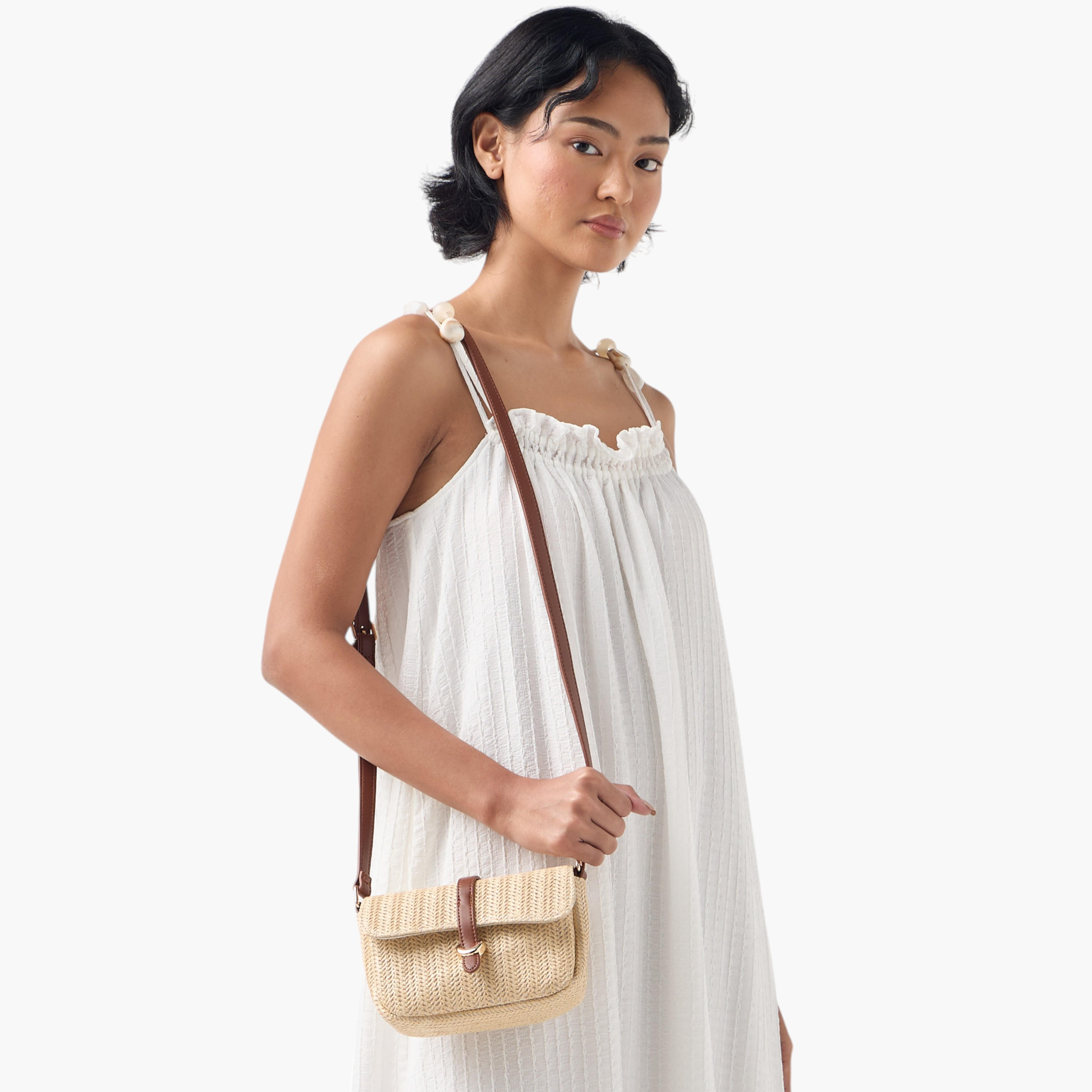 شنطة كروس بودي قش بارزة الملمس بحزام قابل للتعديل وزر إغلاق-women-bagsandwallets-handbags-image-2