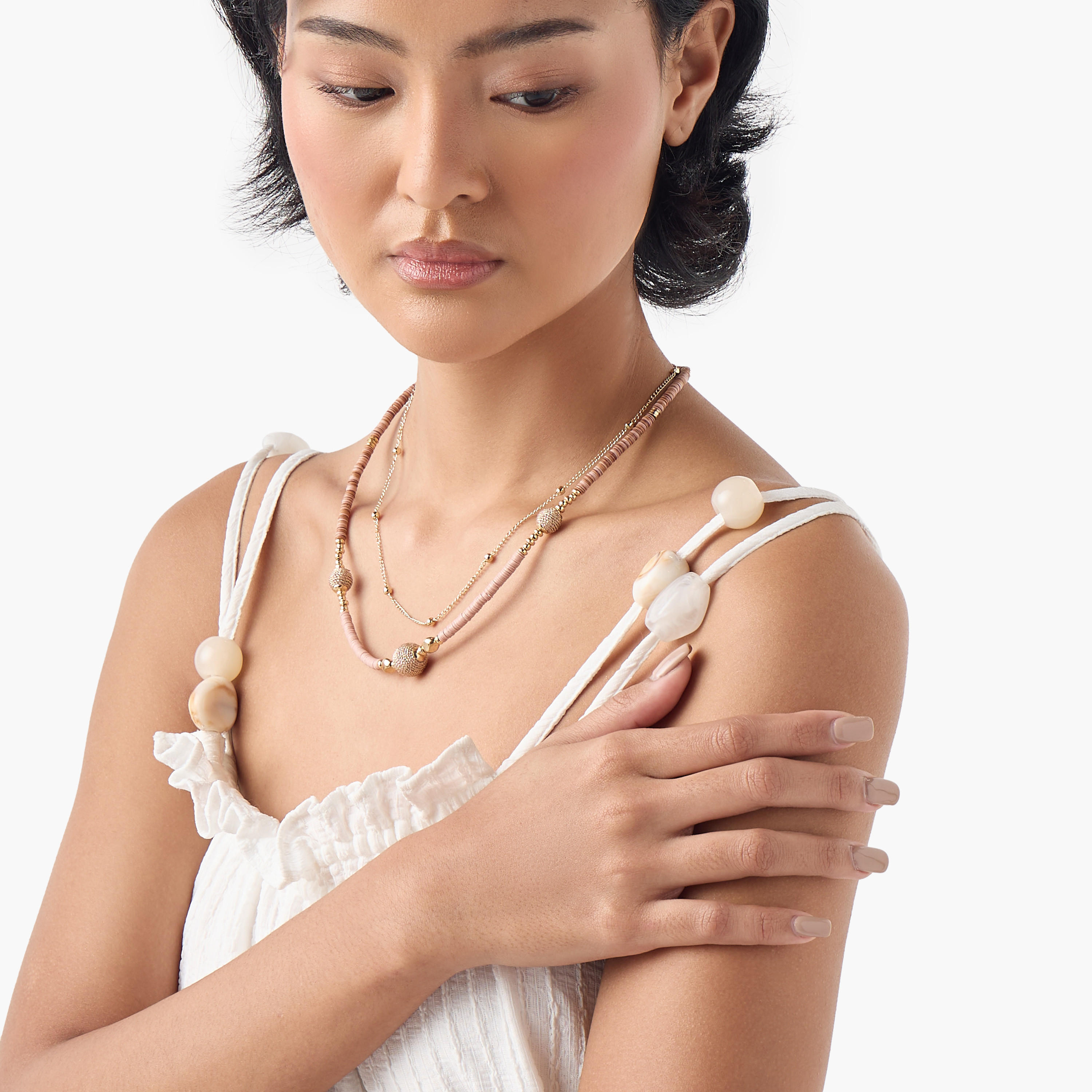 قلادة طبقات ميتاليك وخرز مع مشبك إغلاق-women-watchesandjewellery-jewellery-necklacesandpendants-image-2