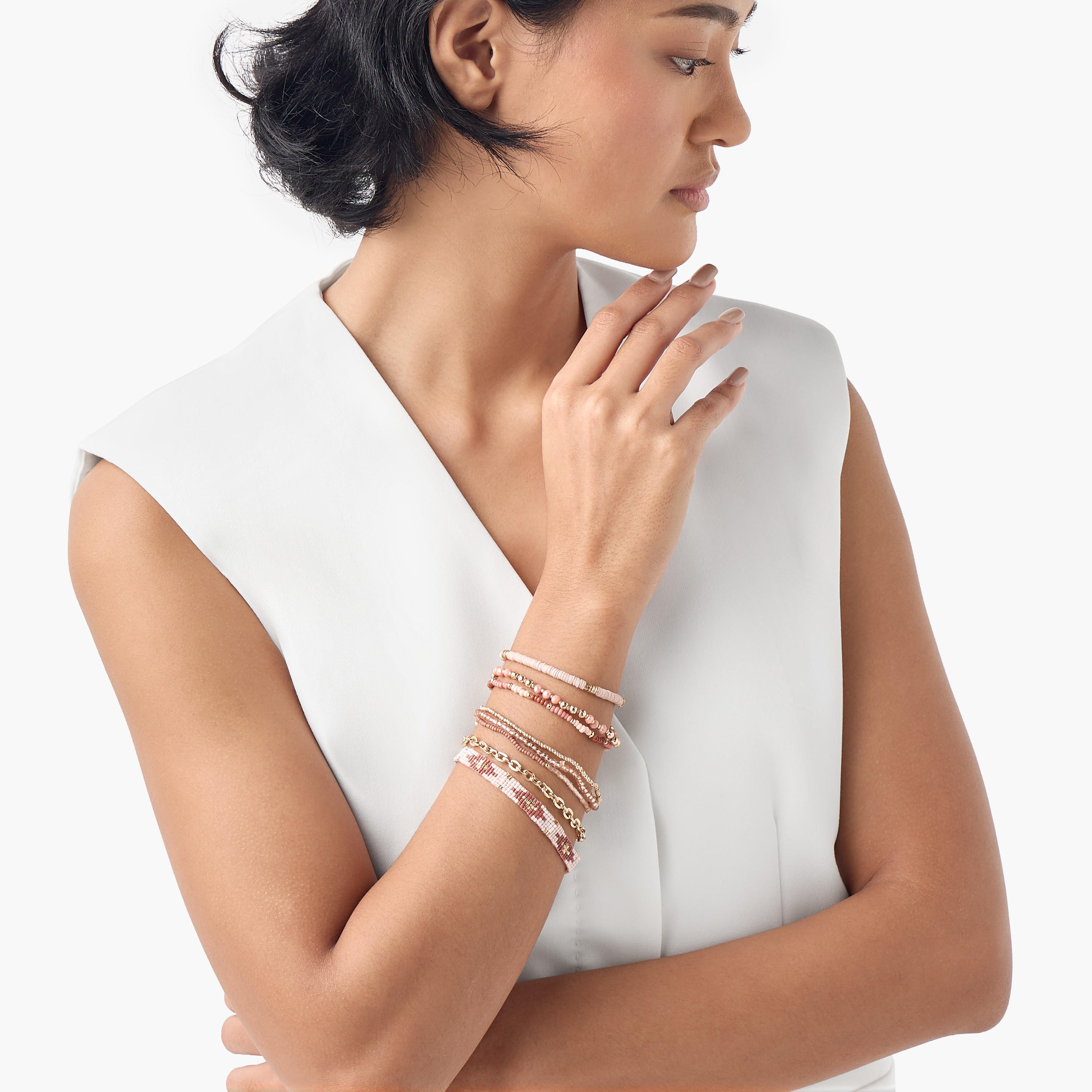 سوار خرز قابل للتمدد - مجموعة من 8-women-watchesandjewellery-jewellery-banglesandbracelets-image-9