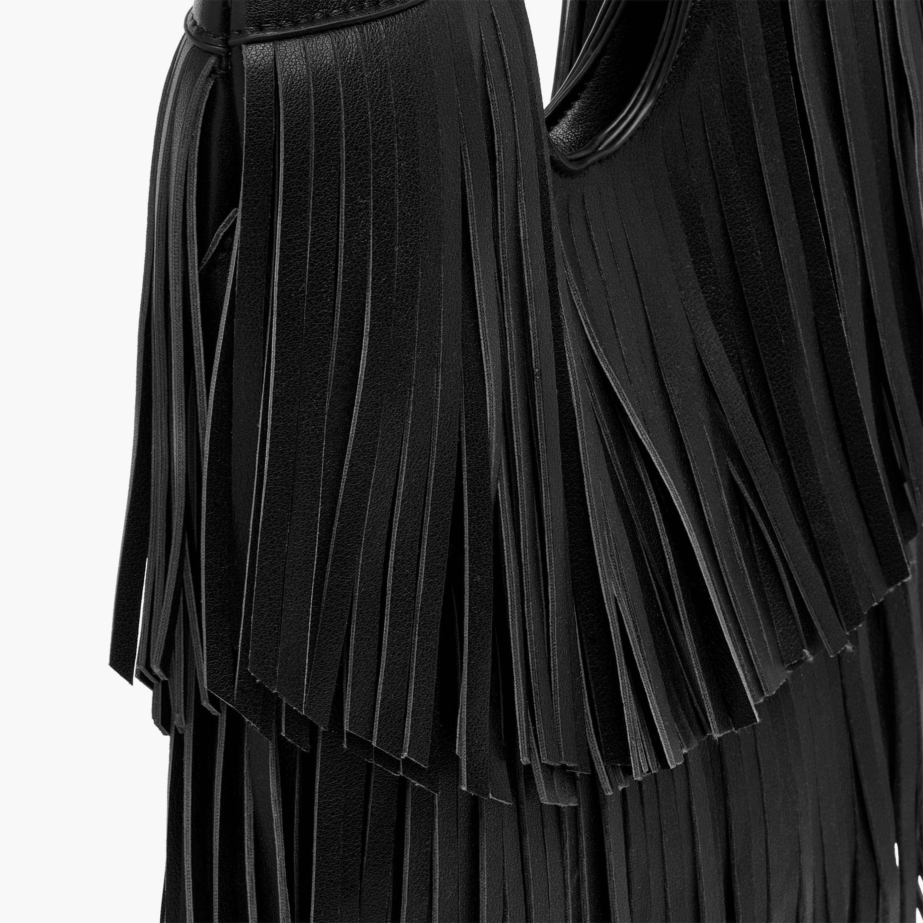 شنطة كتف بشُرّابات وزر إغلاق مغناطيسي-women-bagsandwallets-handbags-image-6