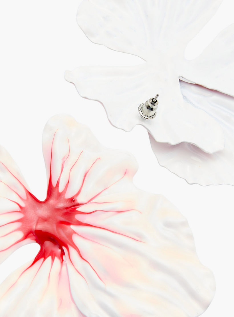 Orchid Metallic Earrings with Pushback Closure-women-watchesandjewellery-jewellery-earrings-image-5