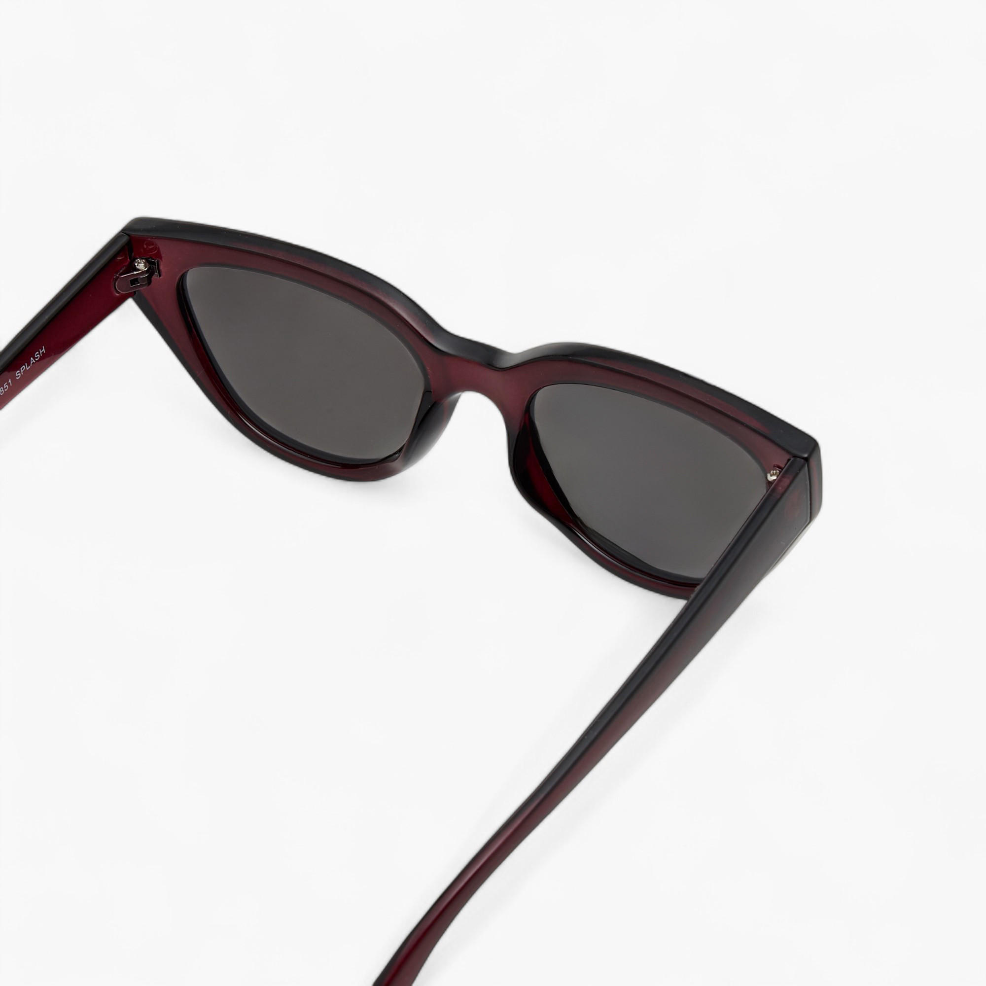نظارة شمسية بتصميم عين القطة وعدسات ملونة-women-sunglasses-image-2
