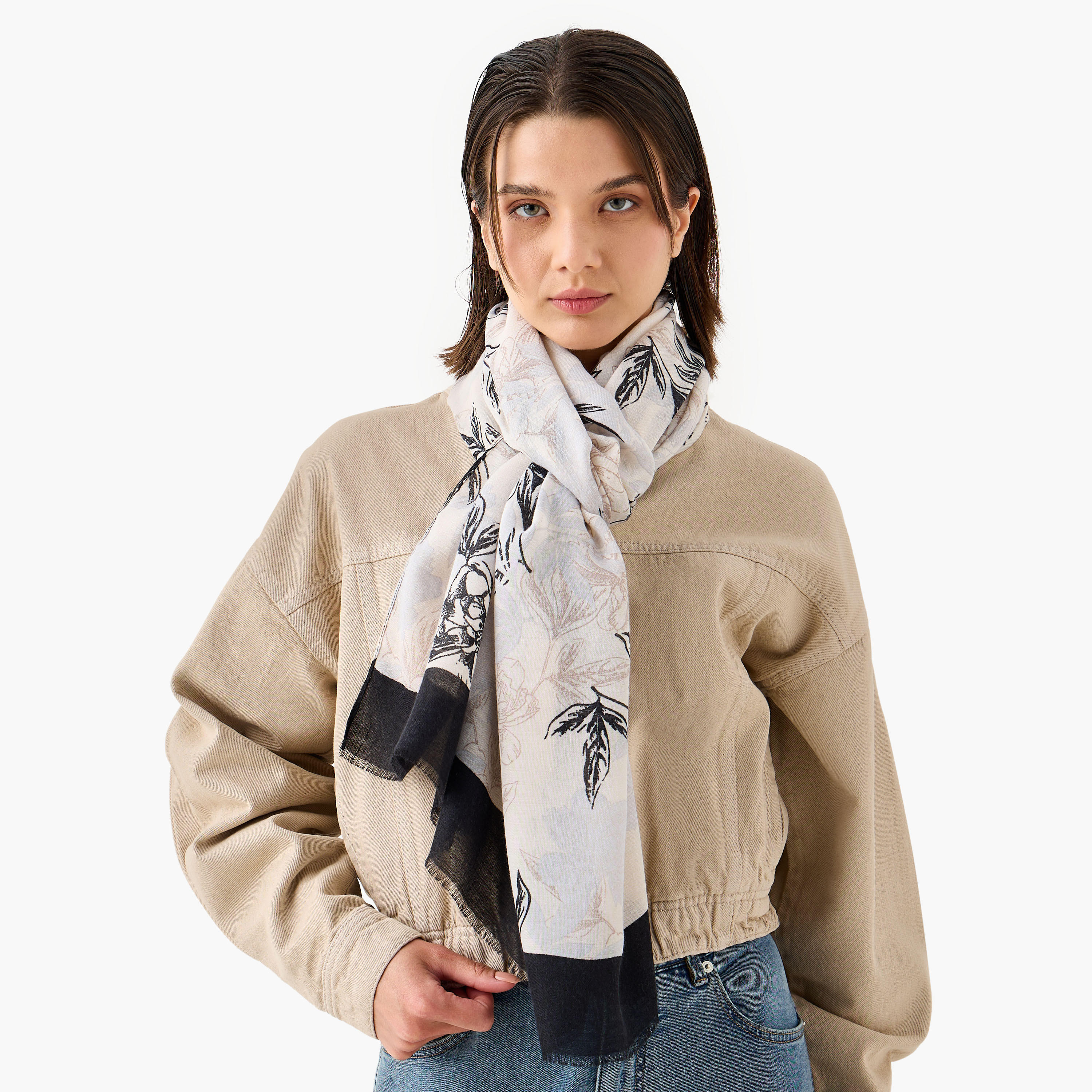 وشاح بطبعات زهرية-women-winterwear-scarves-image-4