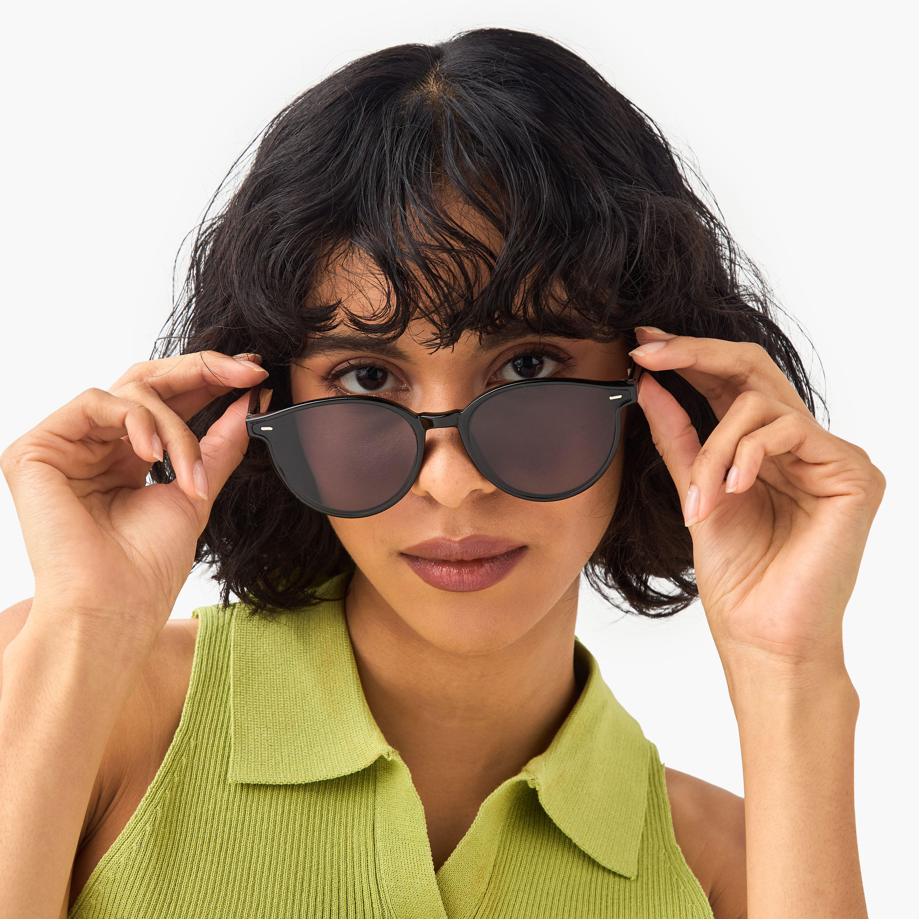 Tinted Lens Full Rim Sunglasses-women-sunglasses-image-2