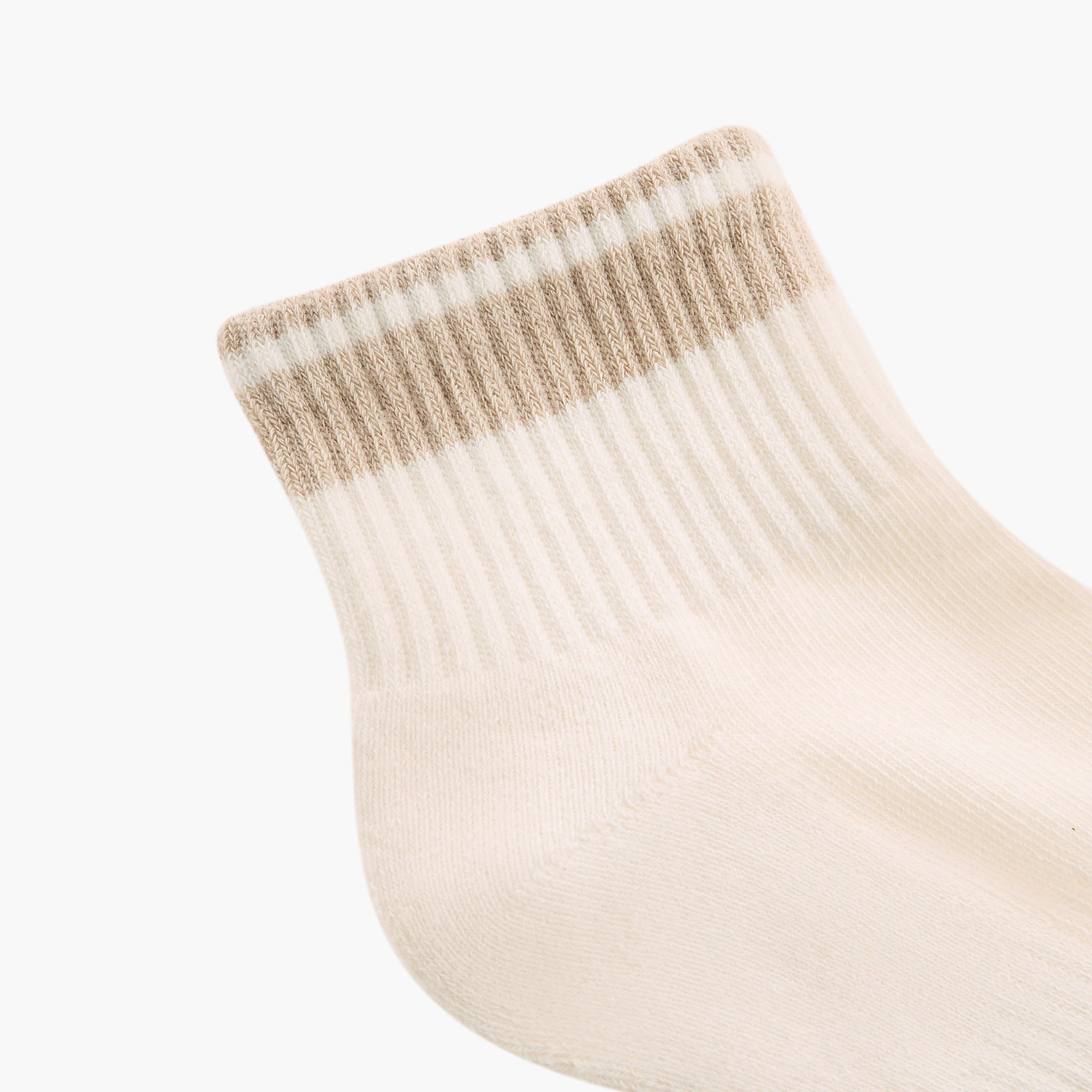 Set of 3 - Ribbed Quarter Crew Length Socks with Antibacterial Protection-women-socksandstockings-image-5