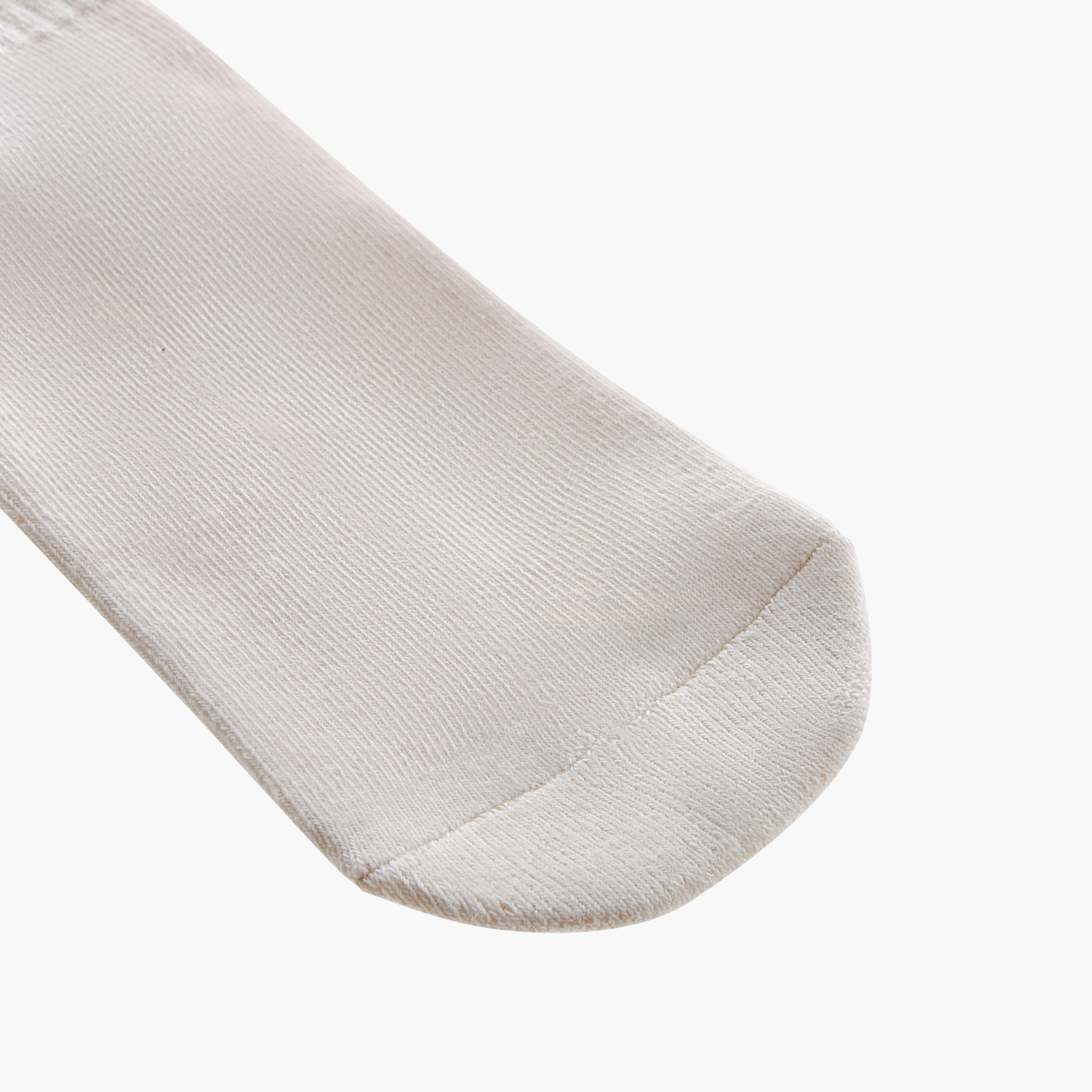 طقم جوارب 3 أزواج بطول الكاحل وحماية من البكتيريا وتفاصيل الشعار من كابا-women-socksandstockings-image-5
