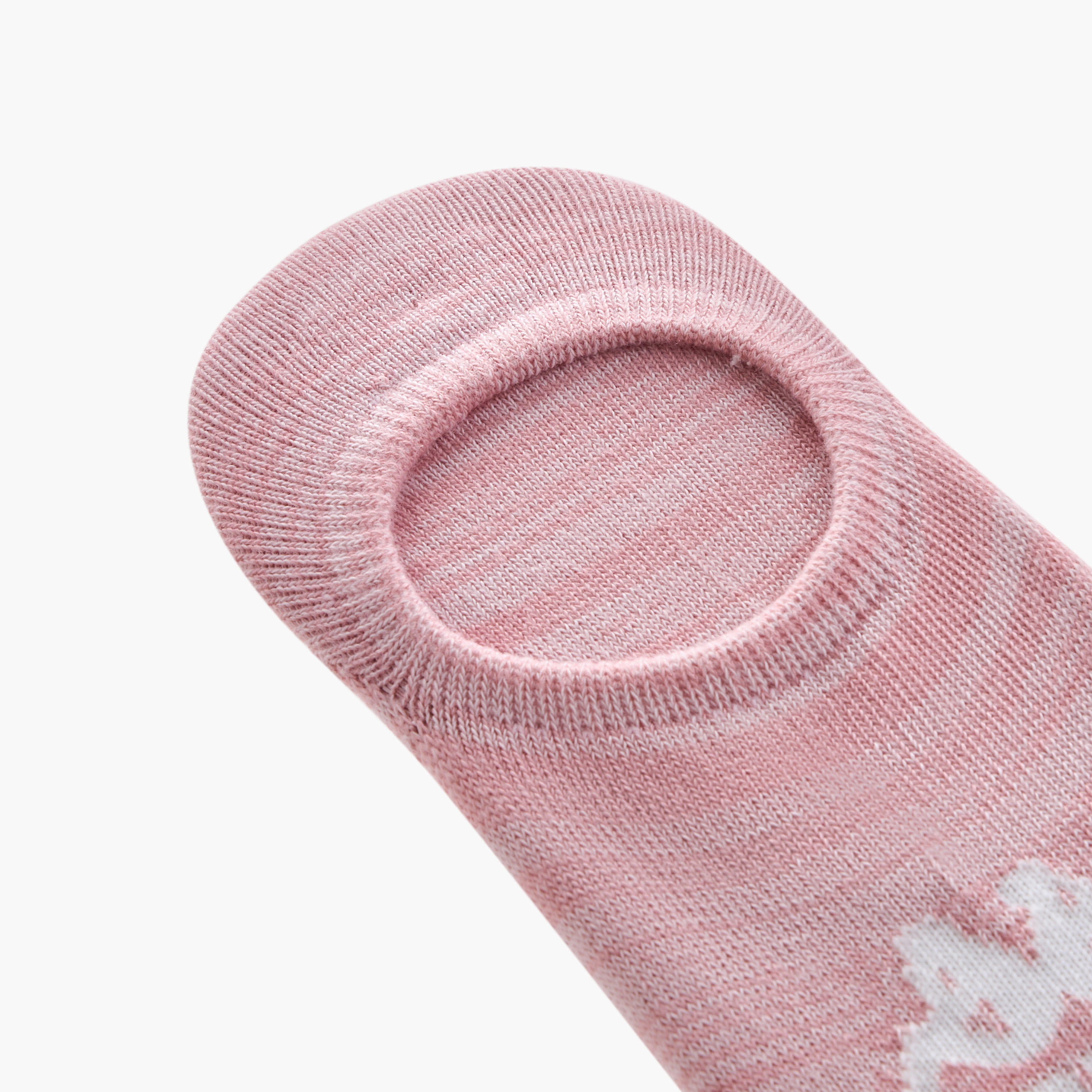 طقم جوارب غير مرئية 5 أزواج بحماية من البكتيريا وطبعات الشعار من كابا-women-socksandstockings-image-5