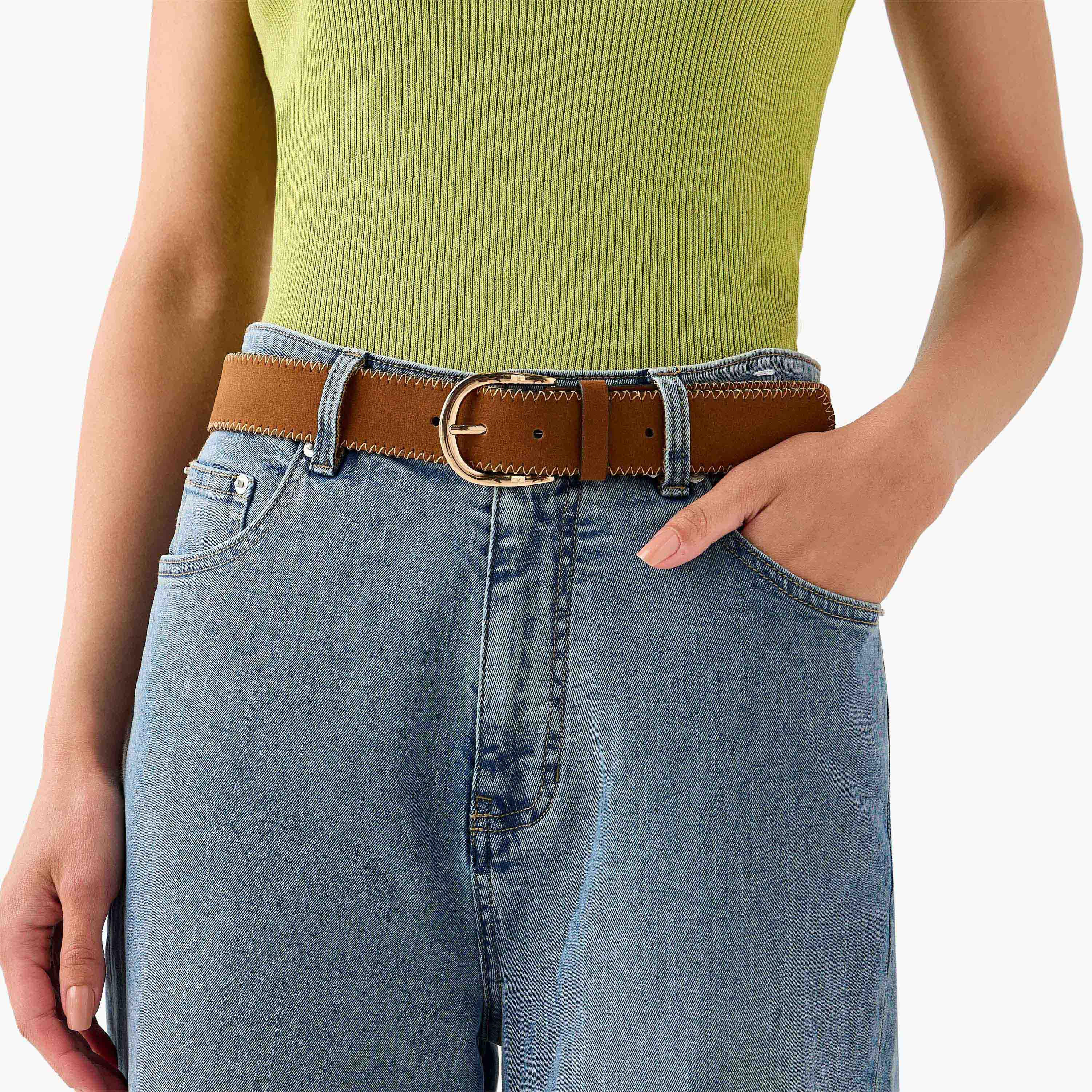 حزام من جلد الغزال بتفاصيل غرز وإبزيم إغلاق بدبوس-women-clothingaccessories-belts-image-2