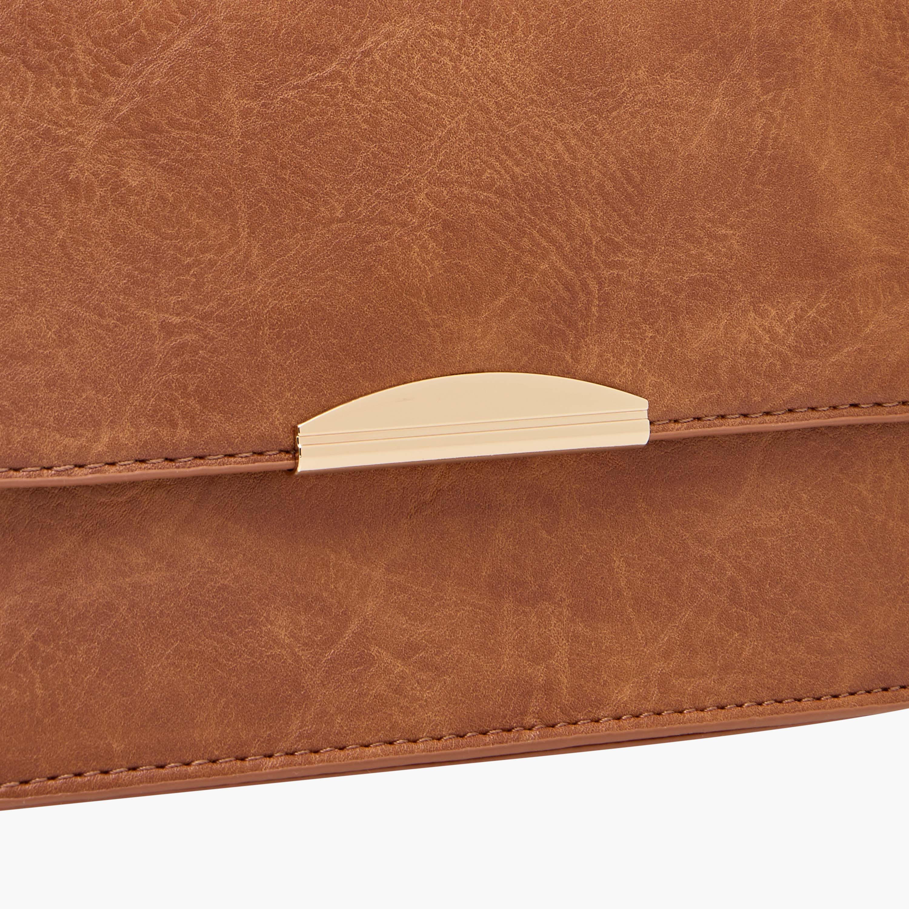 شنطة كروس بودي بزر إغلاق وزينة معدنية-women-bagsandwallets-handbags-image-5