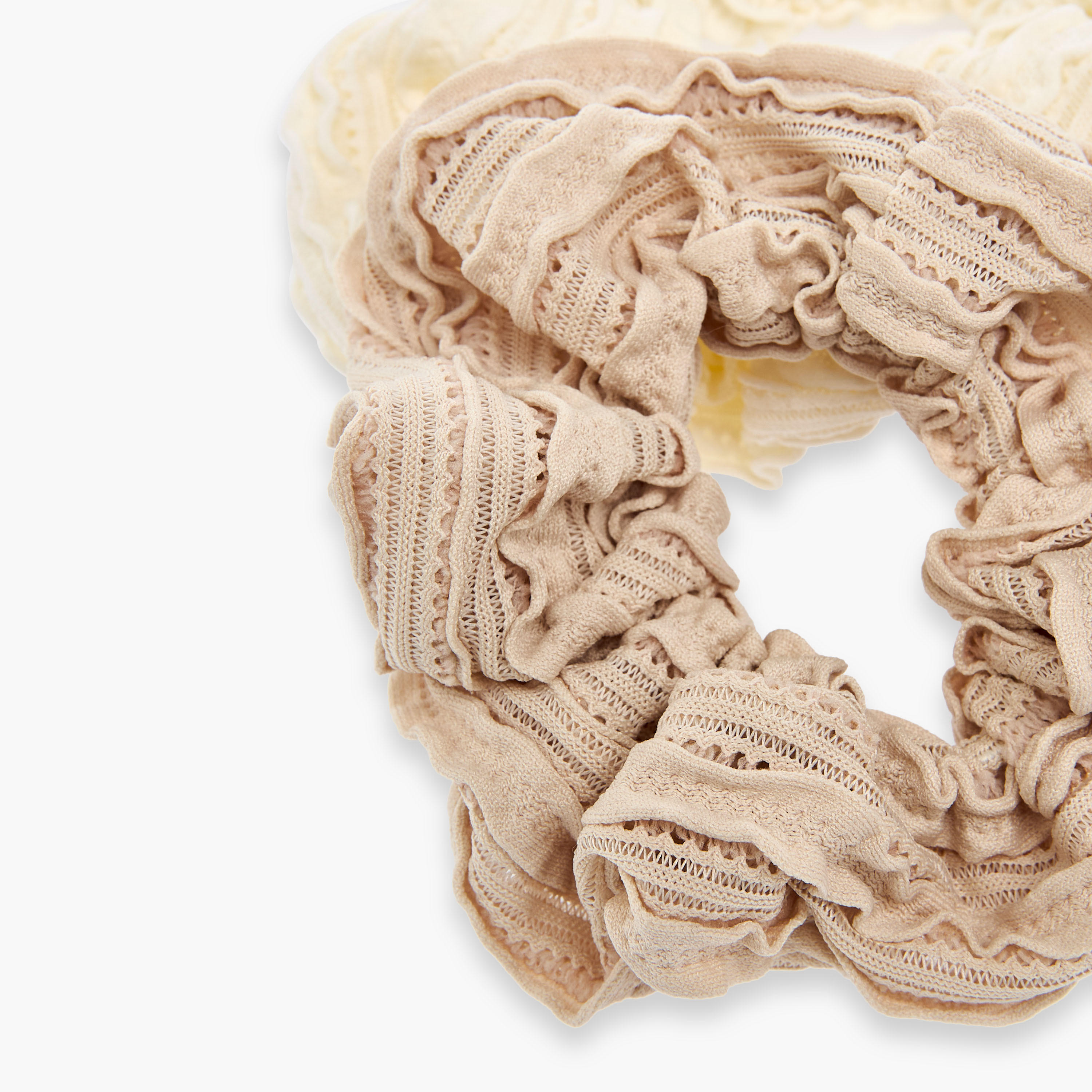 ربطات شعر سكرانشي بارزة الملمس -  طقم من 4 قطع-women-hairaccessories-scrunchies-image-6