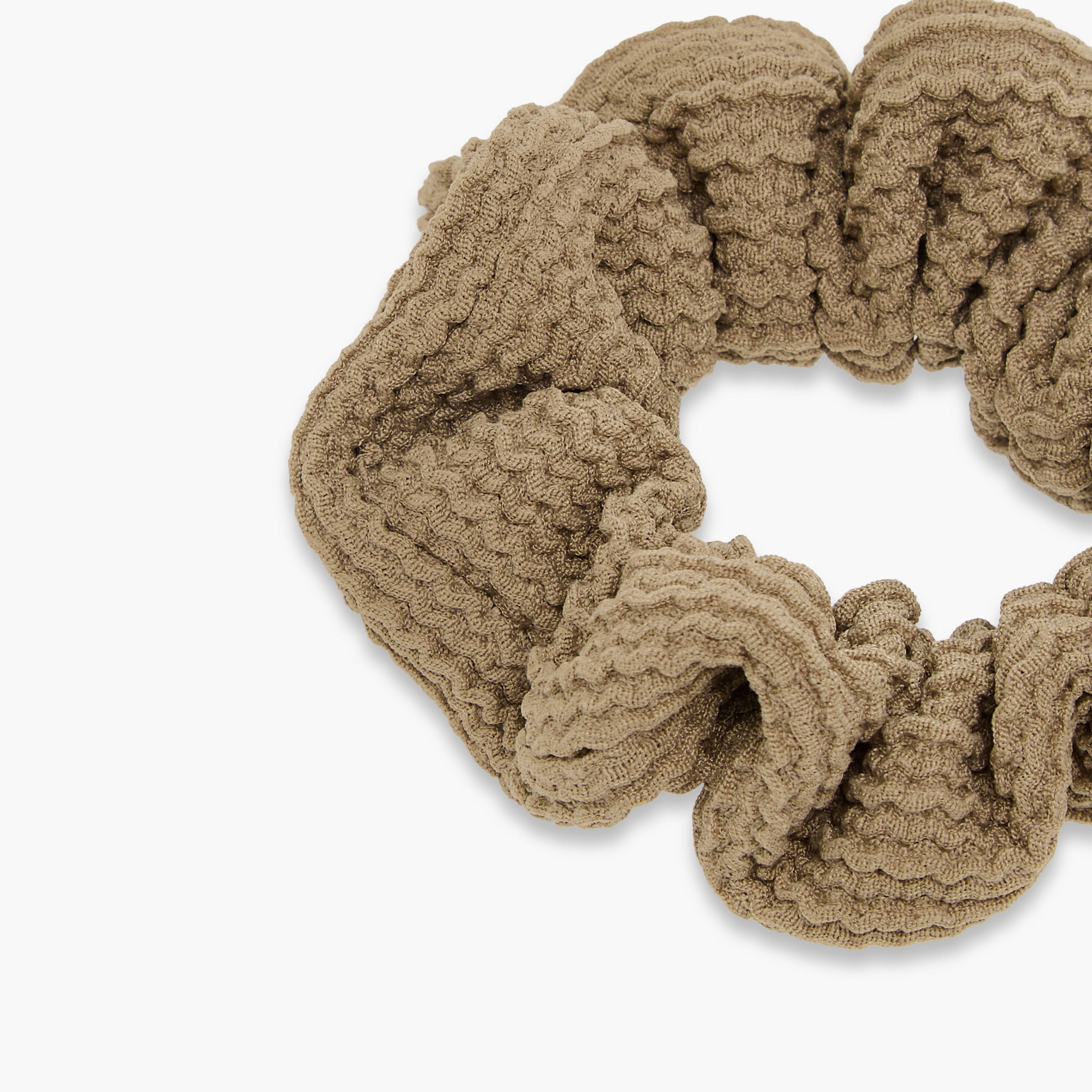 ربطات سكرانشي بارزة الملمس من جلو من طقم 5 قطع-women-hairaccessories-scrunchies-image-1