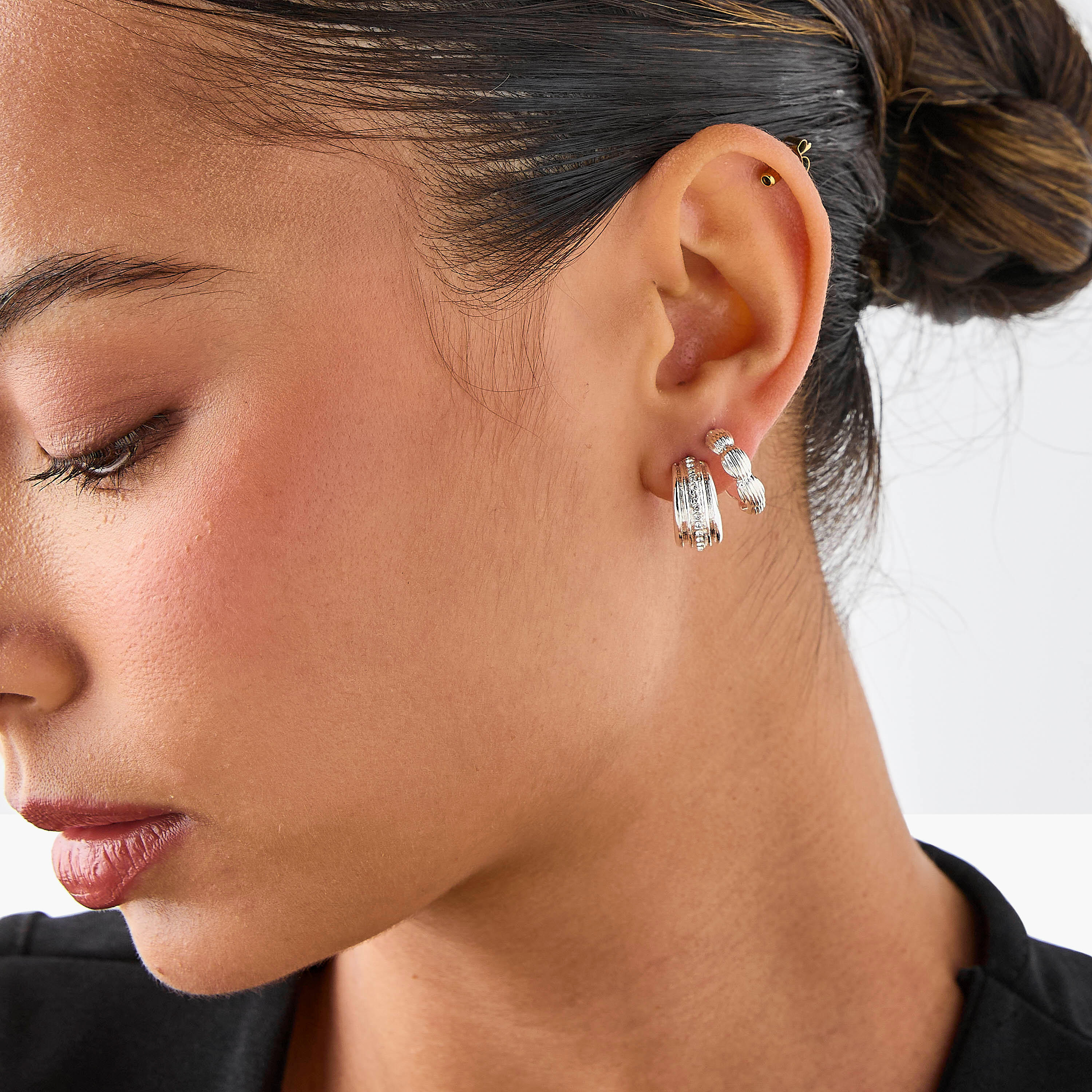 حلقان متنوعة بمكبس إغلاق خلفي - طقم من 15 زوج-women-watchesandjewellery-jewellery-earrings-image-2