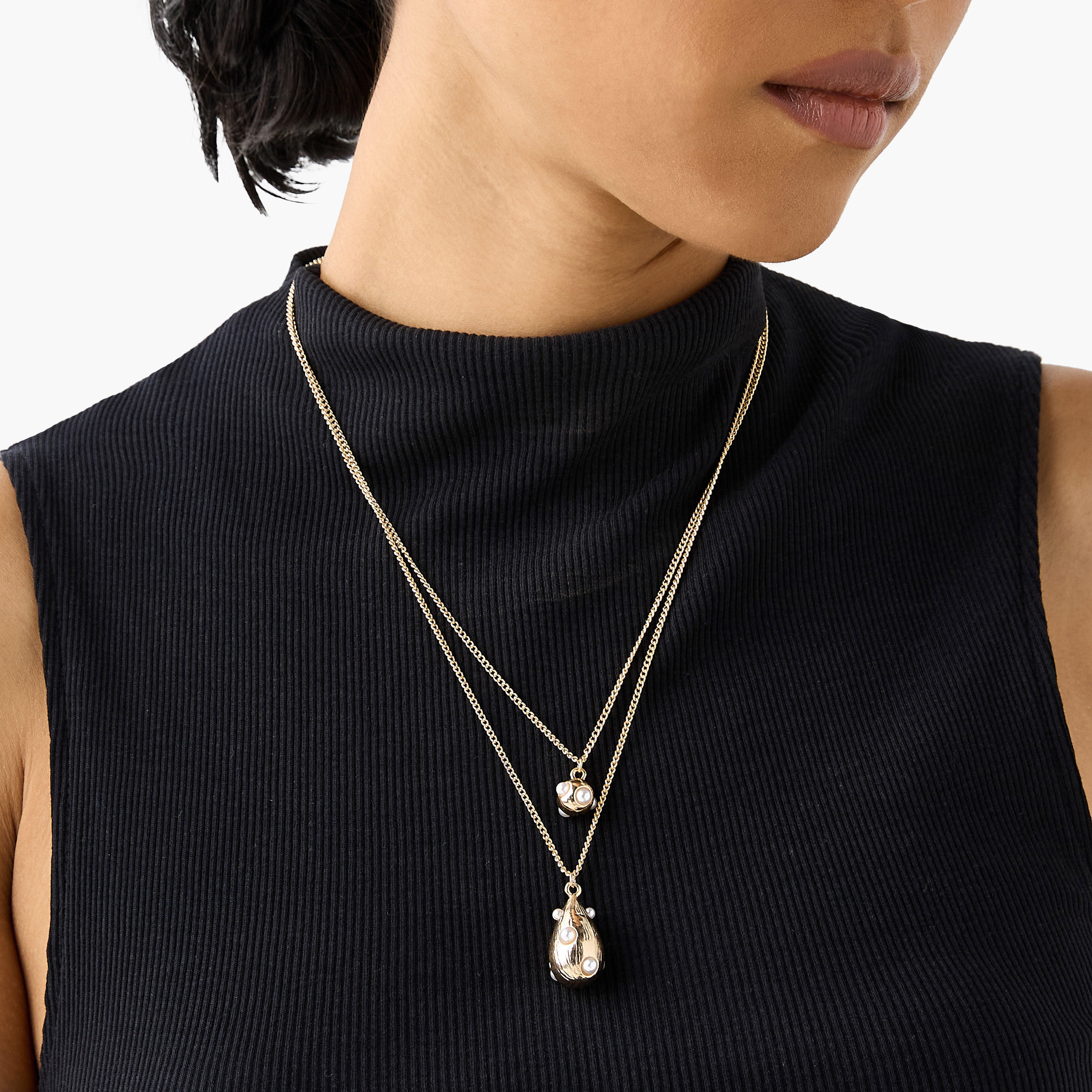 عقد بدلاية مزينة باللؤلؤ وبمشبك إغلاق-women-watchesandjewellery-jewellery-necklacesandpendants-image-2