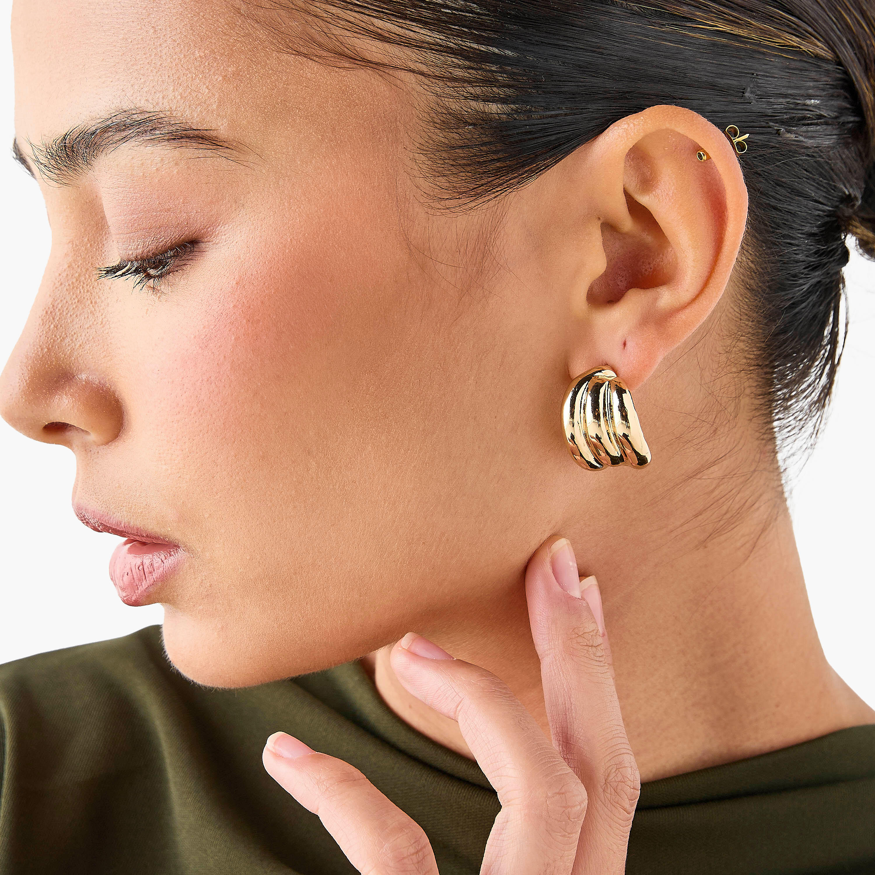 حلقان متنوعة بمكبس إغلاق خلفي - طقم من 3 أزواج-women-watchesandjewellery-jewellery-earrings-image-6