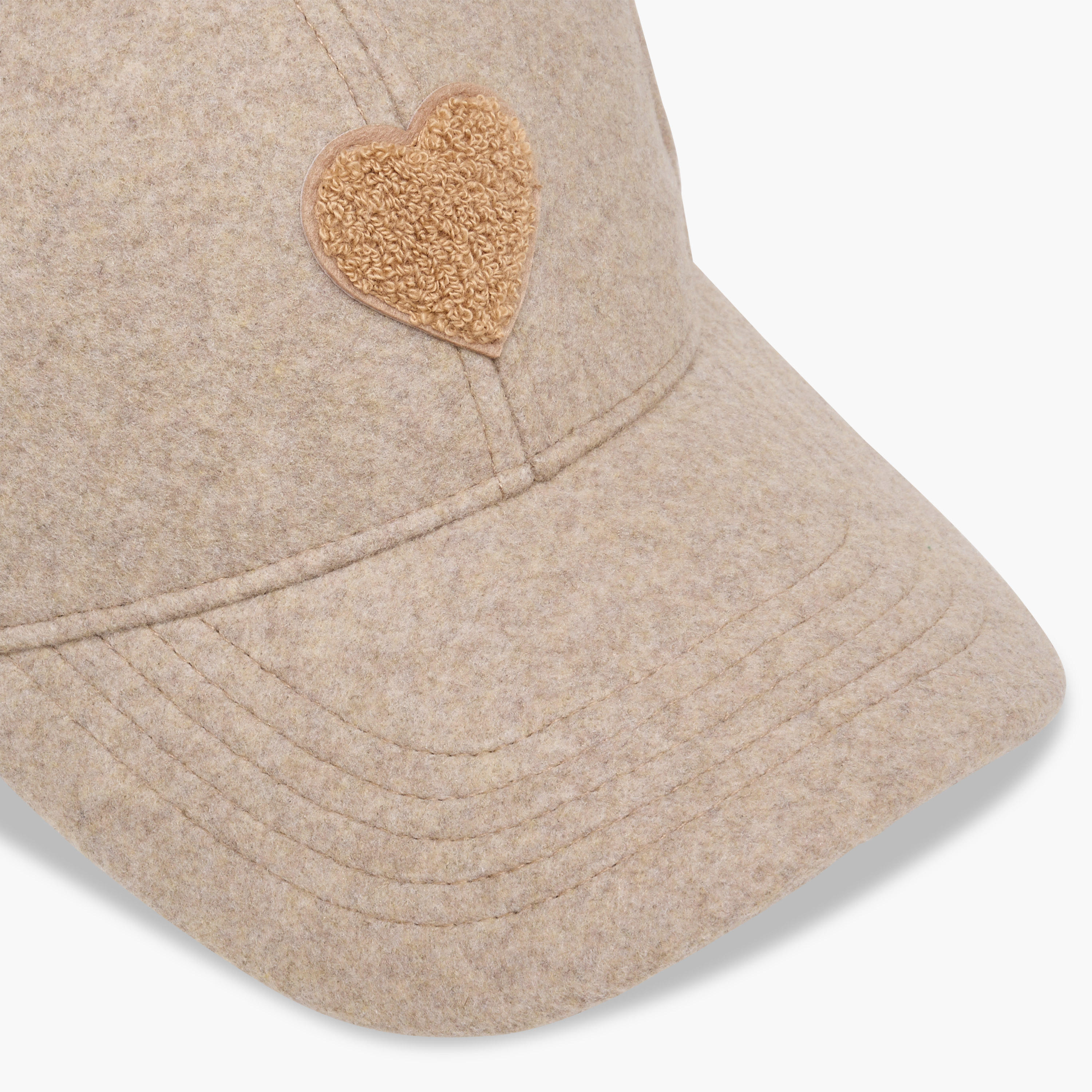 قبعة كاب بزخارف قلب وشريط إغلاق لاصق-women-clothingaccessories-capsandhats-image-3