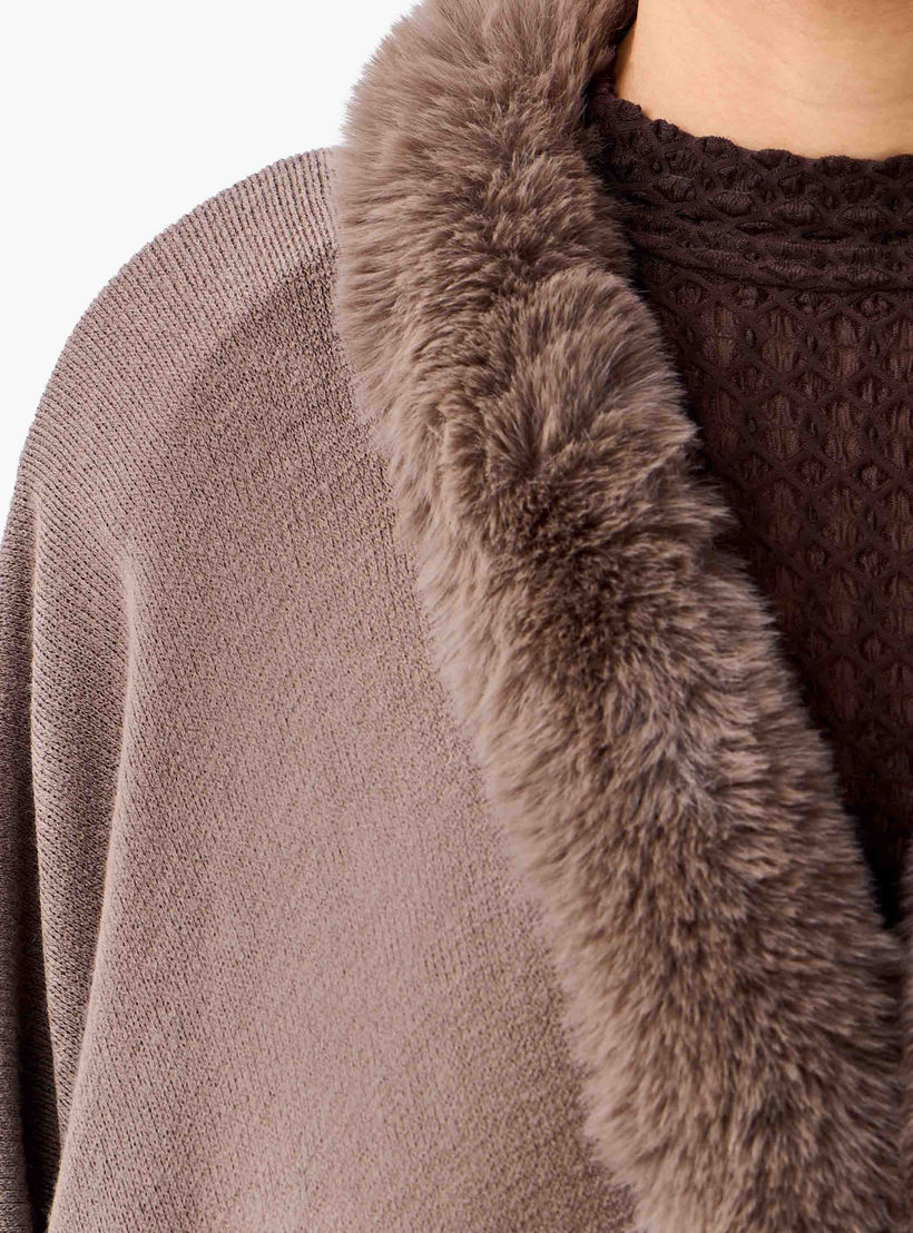 رداء كاب طويل بقصة فرو صناعي-women-winterwear-cardigansandjumpers-cardigans-image-5