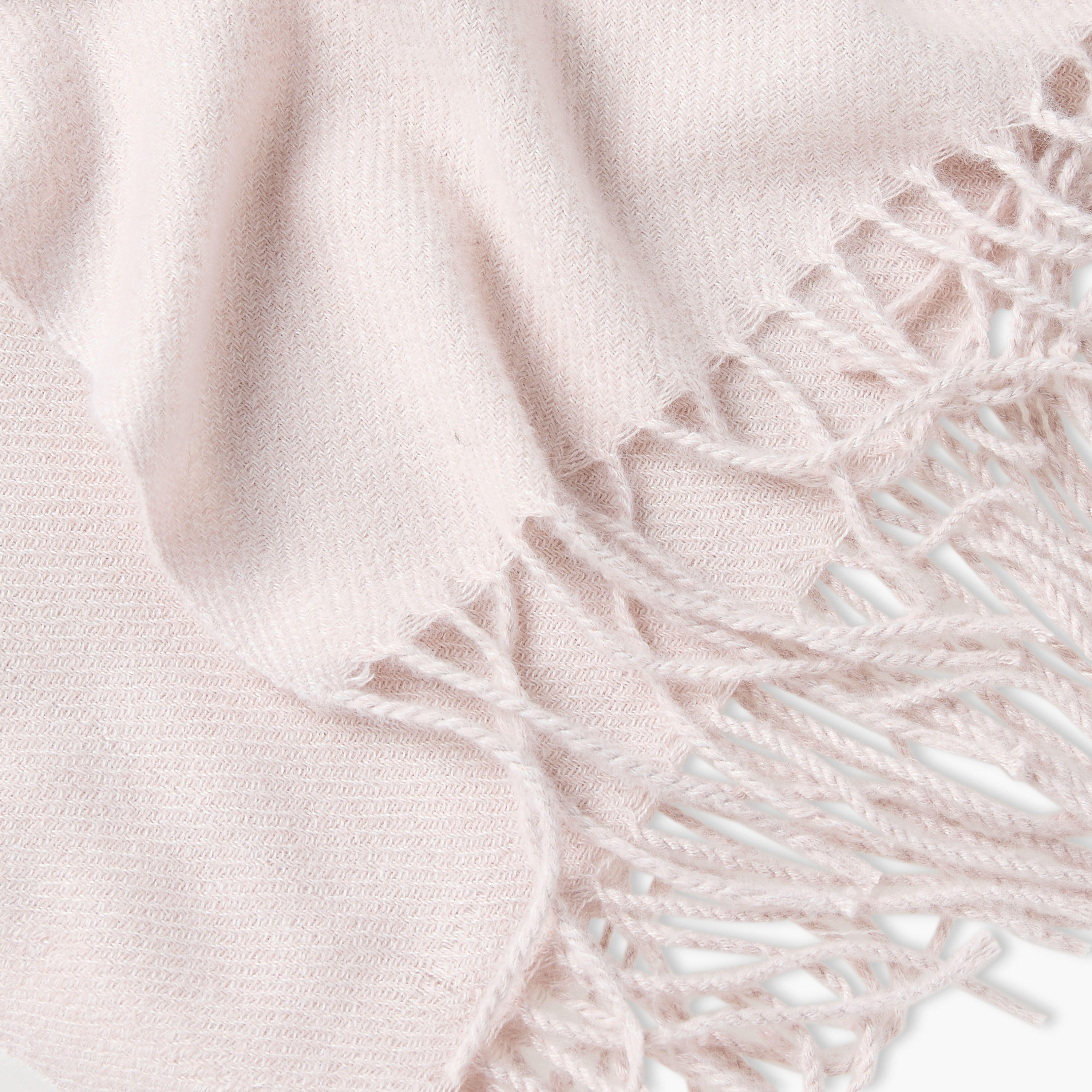وشاح أحمر بتفاصيل شراشيب-women-winterwear-scarves-image-5