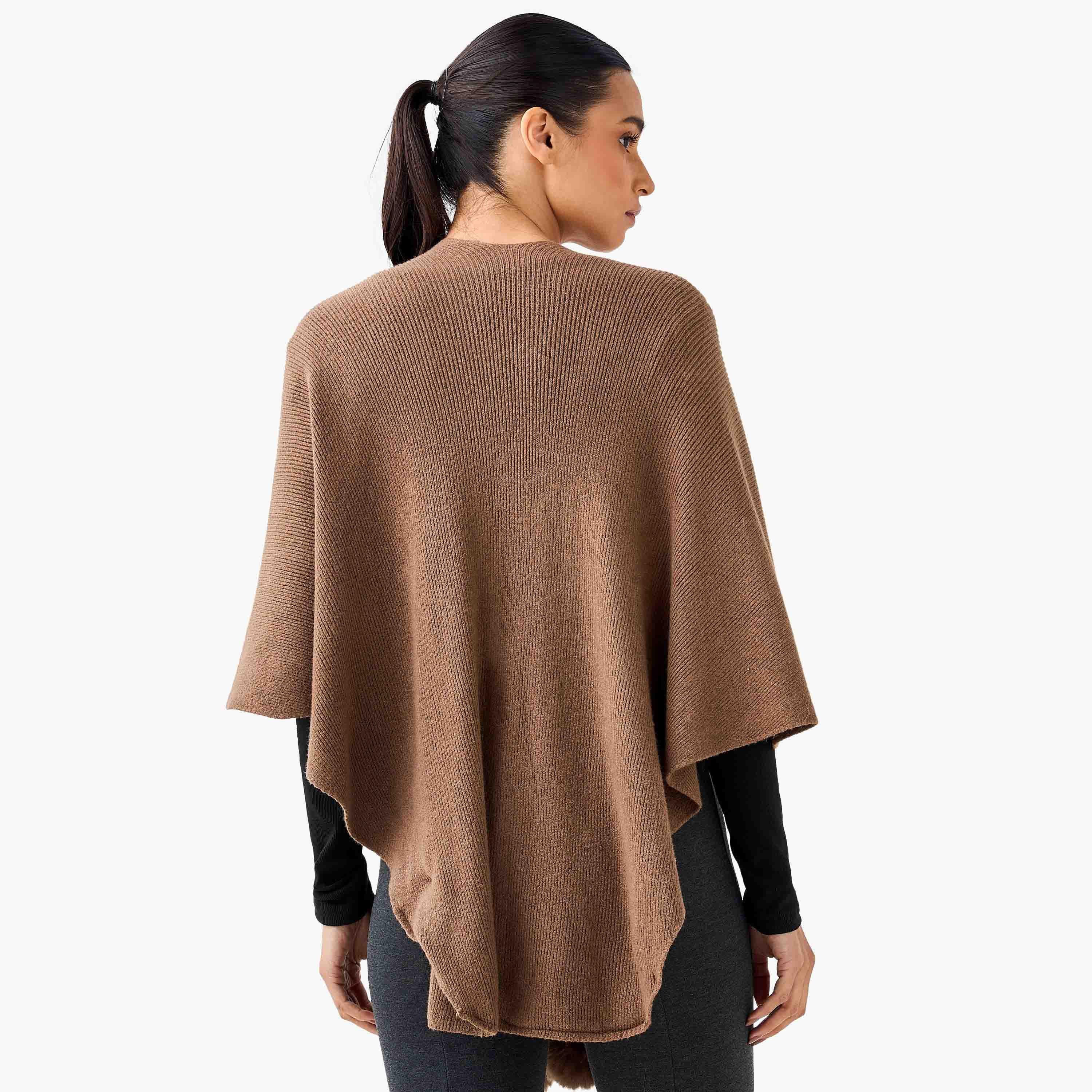 رداء كاب قصير بقصة فرو صناعي-women-winterwear-cardigansandjumpers-cardigans-image-5