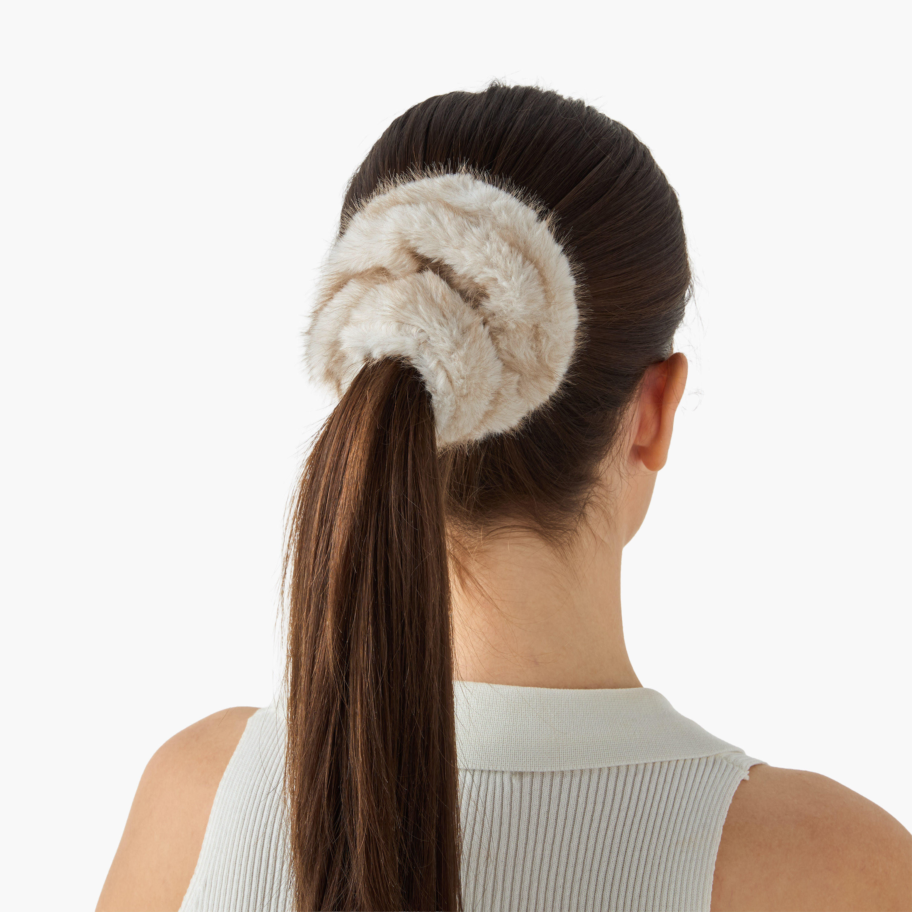 طقم ربطات شعر فرو من قطعتين-women-hairaccessories-scrunchies-image-2