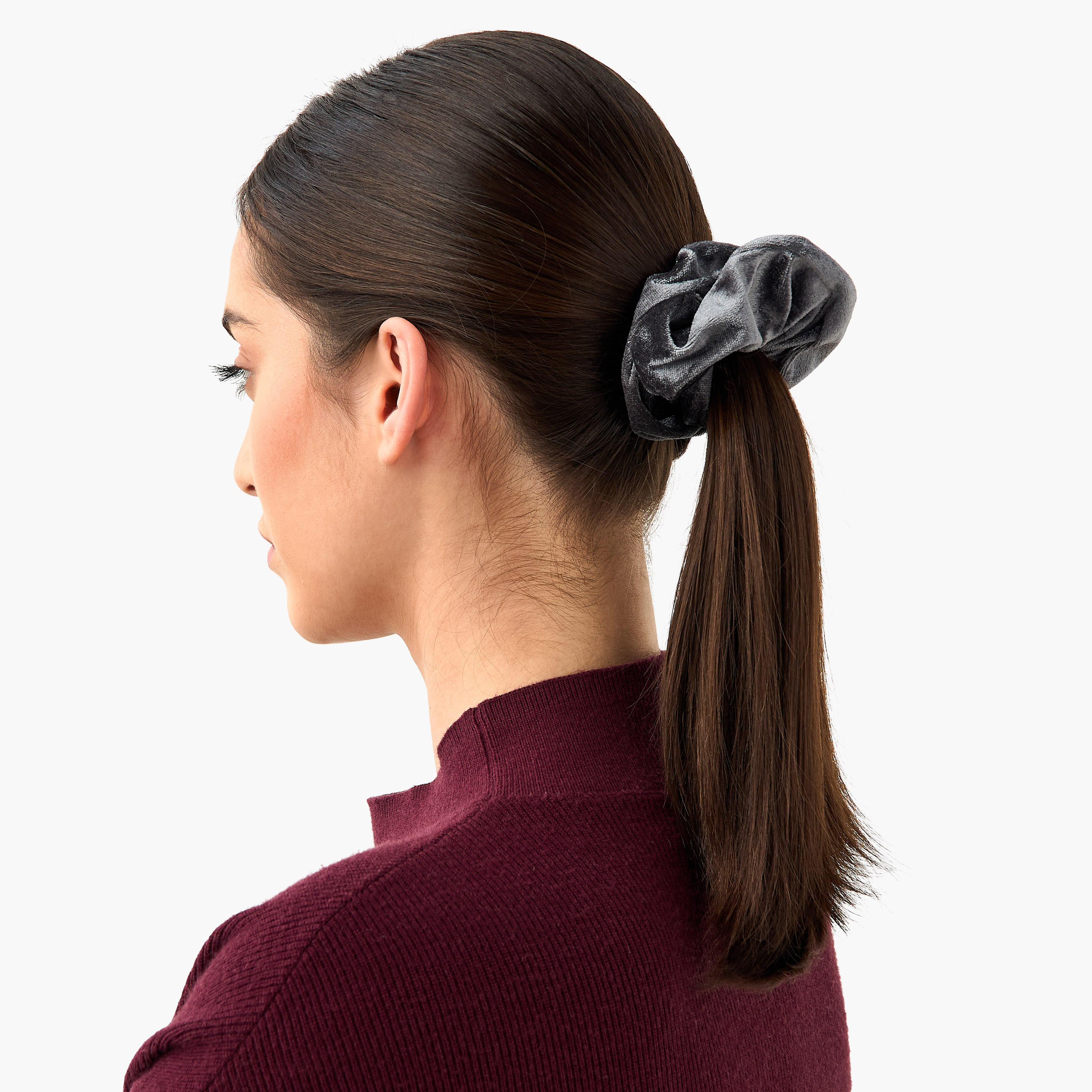 طقم من 4 - ربطات شعر سكرنشي مخمل-women-hairaccessories-scrunchies-image-2