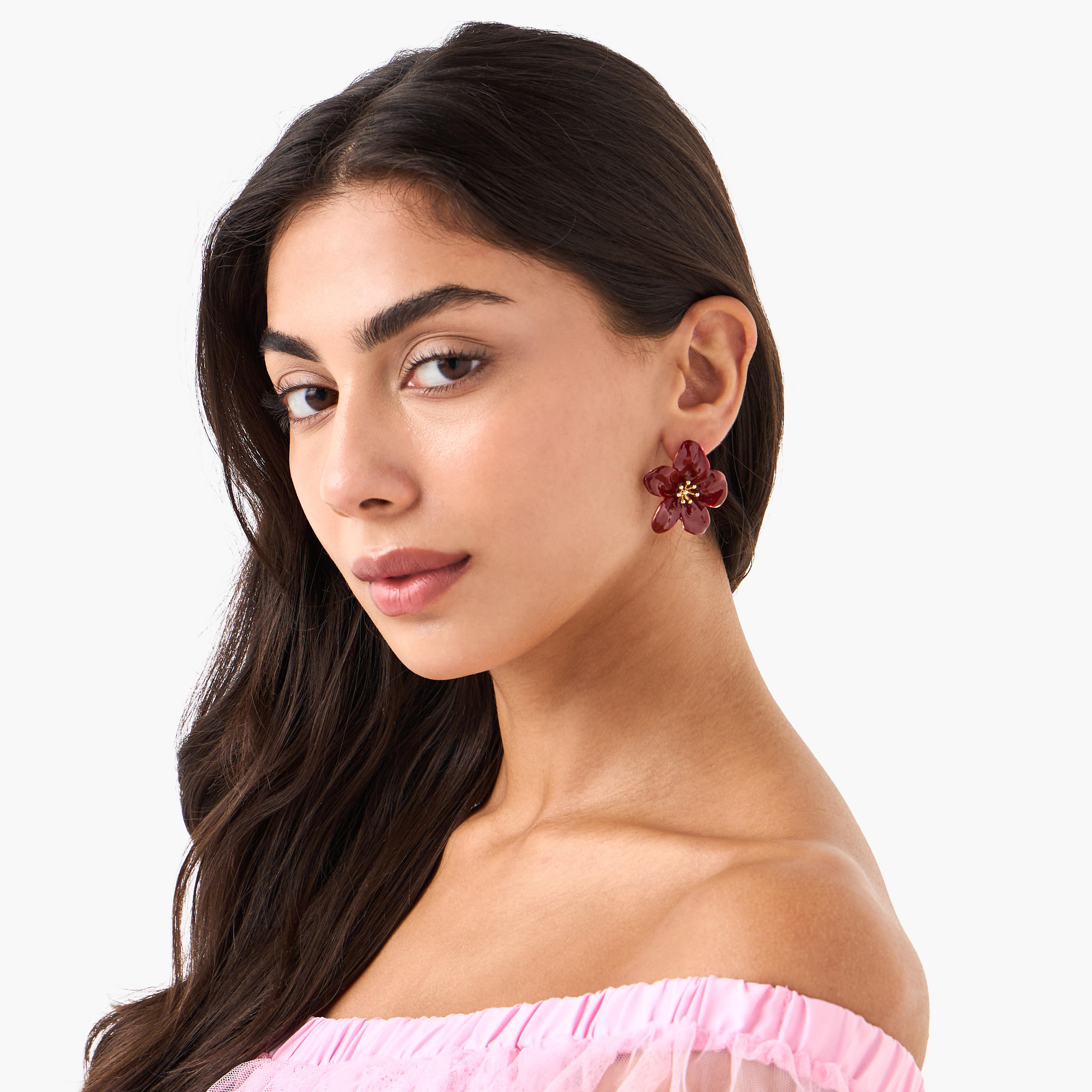 حلق راتنج بتصميم زهرة ومكبس إغلاق خلفي-women-watchesandjewellery-jewellery-earrings-image-2