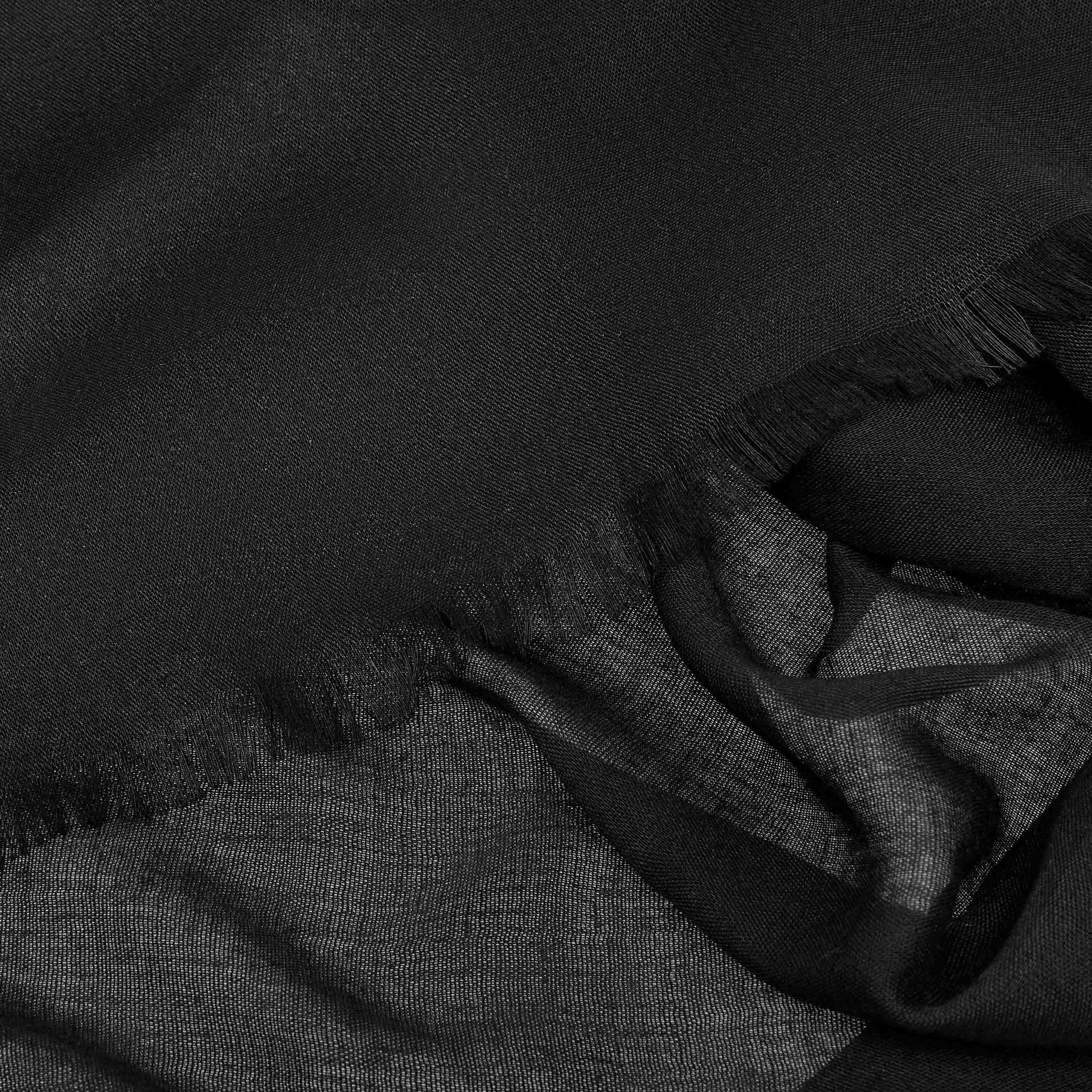 وشاح بتفاصيل كشكش-women-winterwear-scarves-image-5