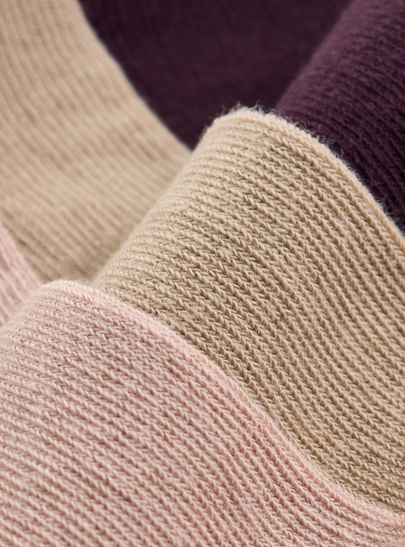 Pack of 7 Ankle Length Trainer Socks-women-socksandstockings-image-4