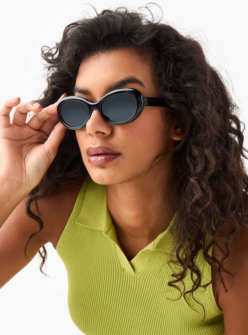نظارة شمسية بيضاوية بعدسات سوداء-women-sunglasses-image-5