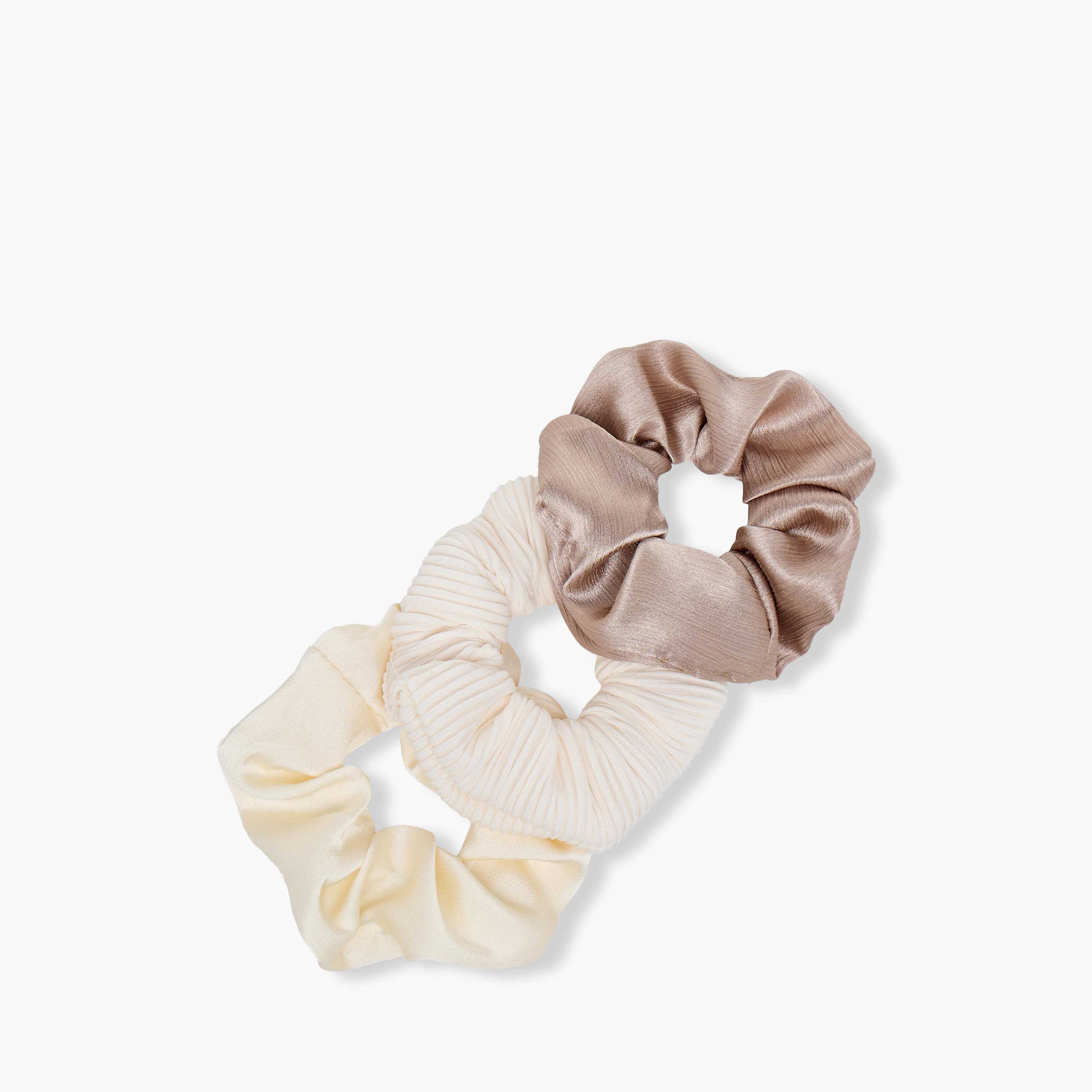 ربطات شعر ساتان من جلو - طقم من 3 قطع-women-hairaccessories-scrunchies-image-2