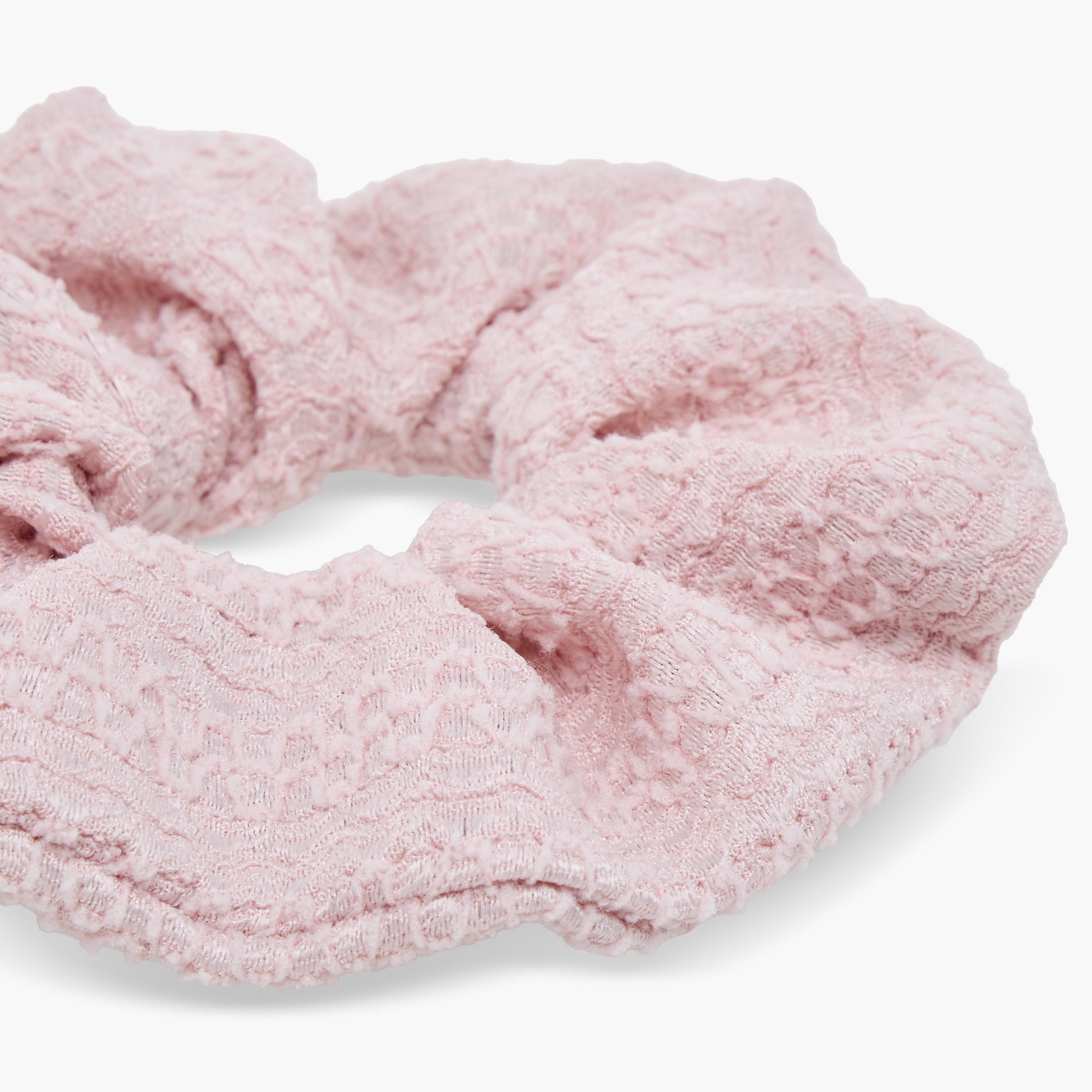 Gloo Pack of 3 Textured Hair Scrunchie-women-hairaccessories-scrunchies-image-4