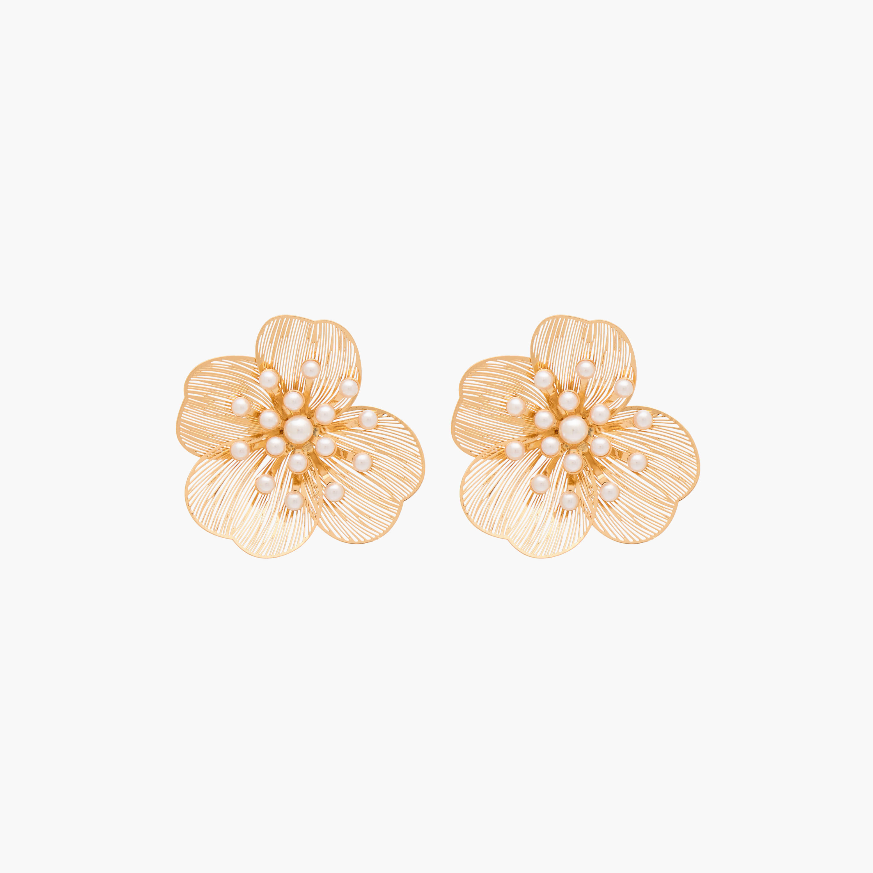 أقراط معدنية مرصعة بتصميم زهور ومكبس إغلاق خلفي من جلوو-women-watchesandjewellery-jewellery-earrings-image-4