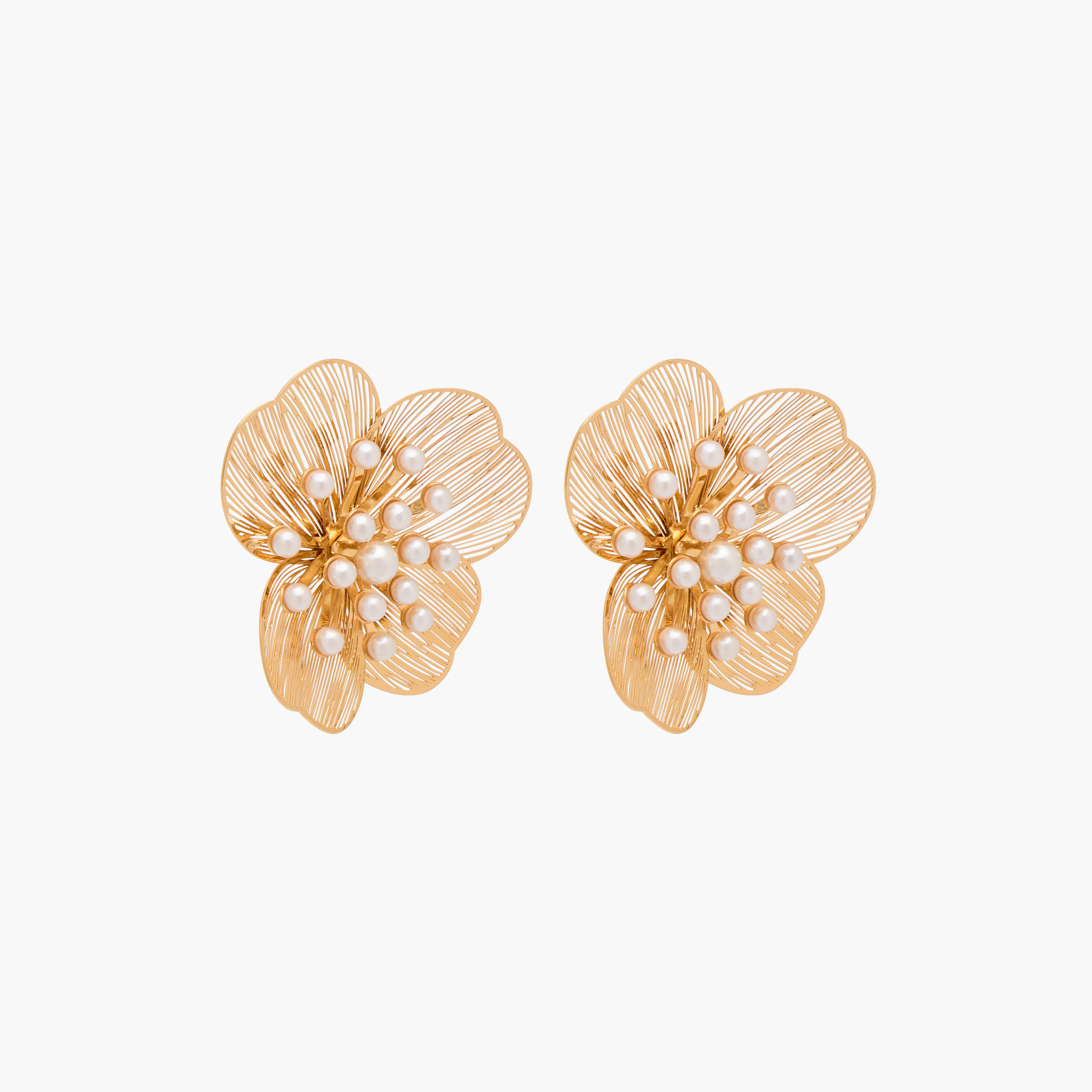 أقراط معدنية مرصعة بتصميم زهور ومكبس إغلاق خلفي من جلوو-women-watchesandjewellery-jewellery-earrings-image-3