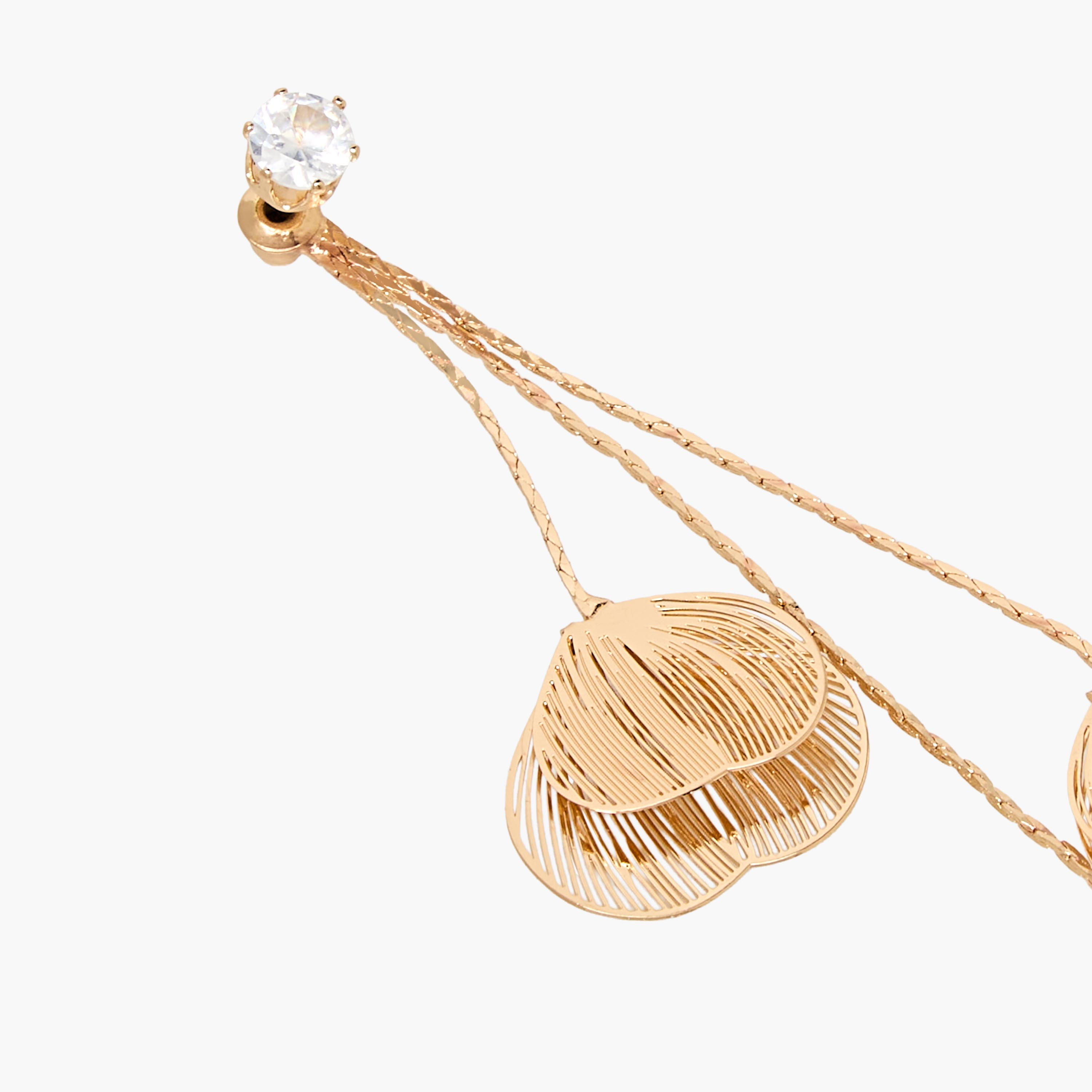 حلق متدلي مزين بأوراق شجر ولون ذهبي ومكبس إغلاق من جلو-women-watchesandjewellery-jewellery-earrings-image-3