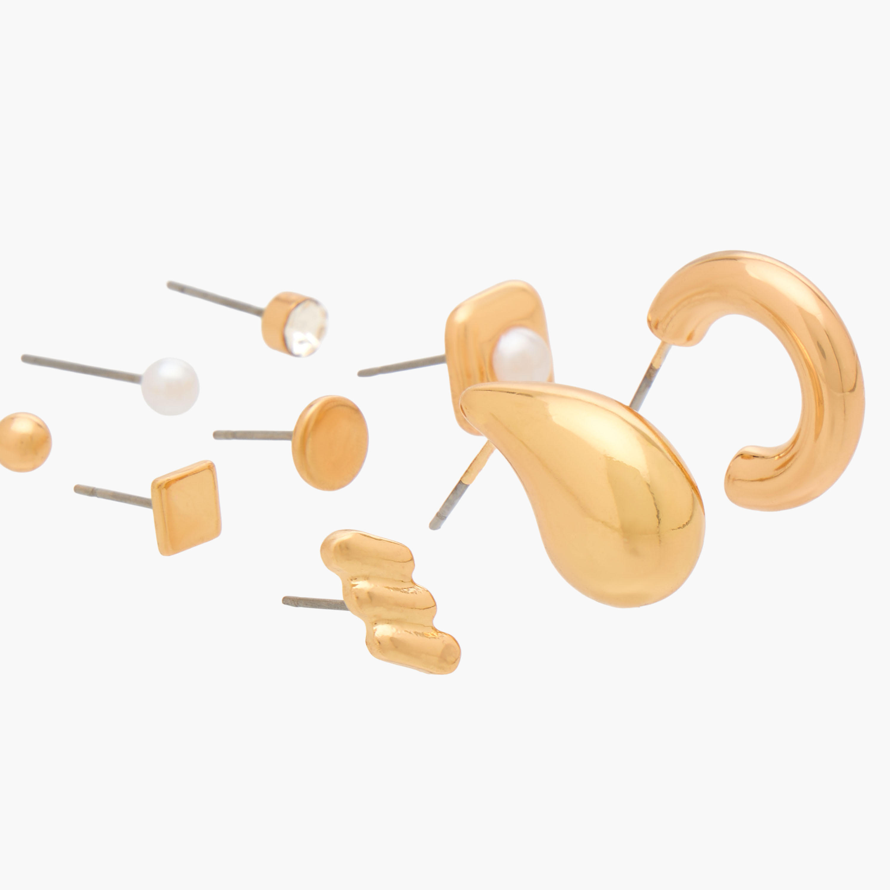 حلقان متنوعة بتشطيب ذهبي ومكبس إغلاق من جلو - عبوة 9 أزواج-women-watchesandjewellery-jewellery-earrings-image-3
