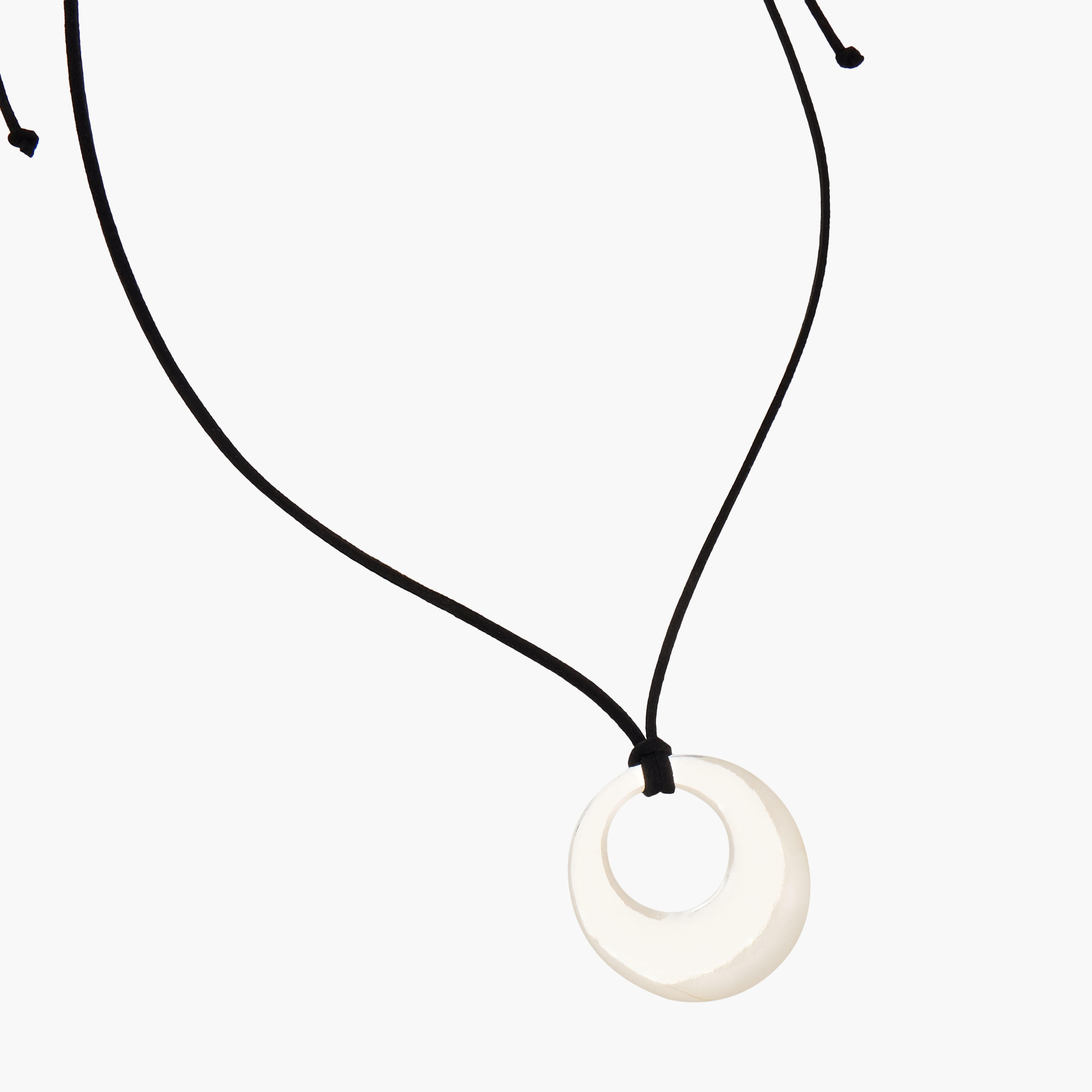 Metal Pendant Necklace-women-watchesandjewellery-jewellery-necklacesandpendants-image-3