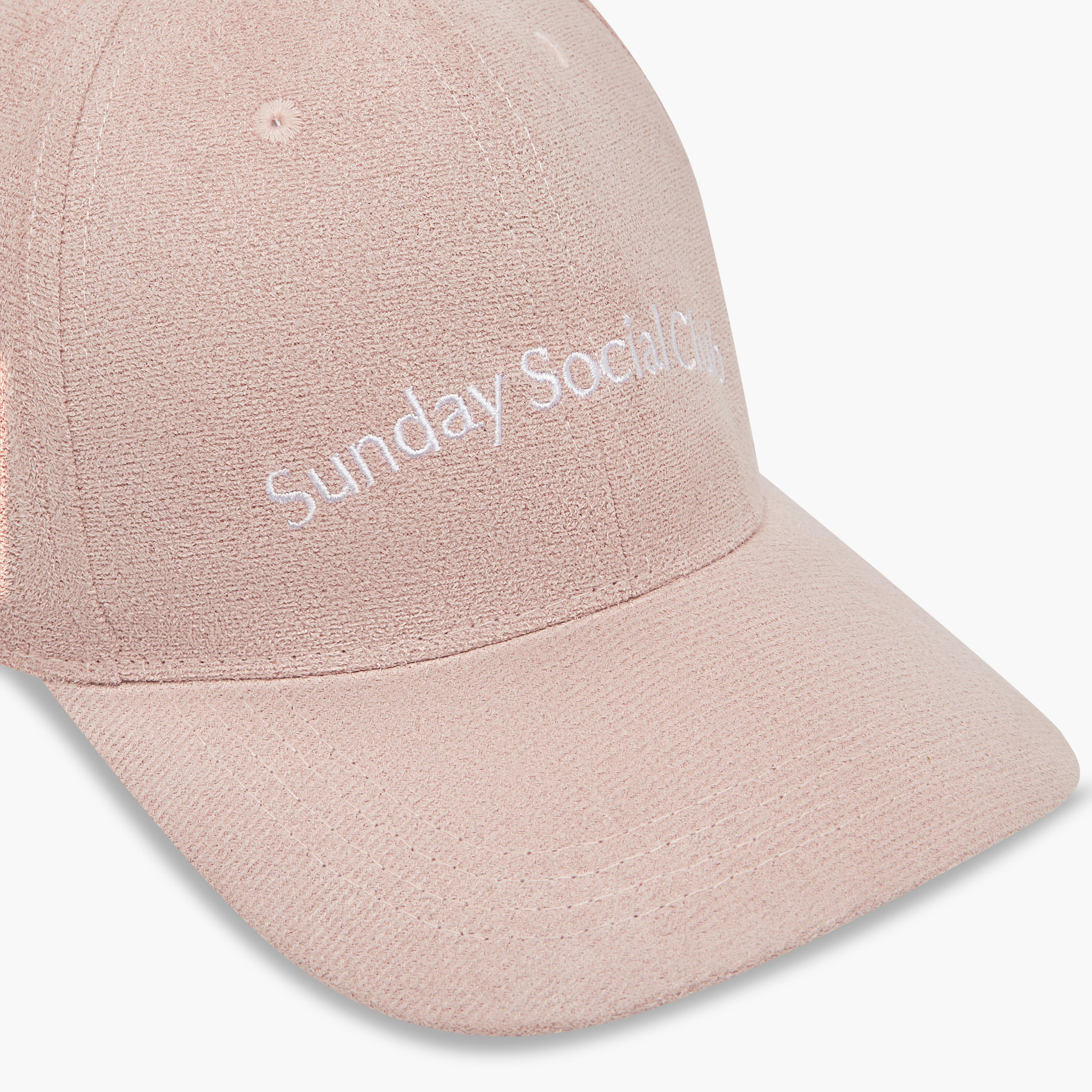 قبعة سويدي بتطريز بشعار مع حزام إغلاق بإبزيم-women-clothingaccessories-capsandhats-image-3