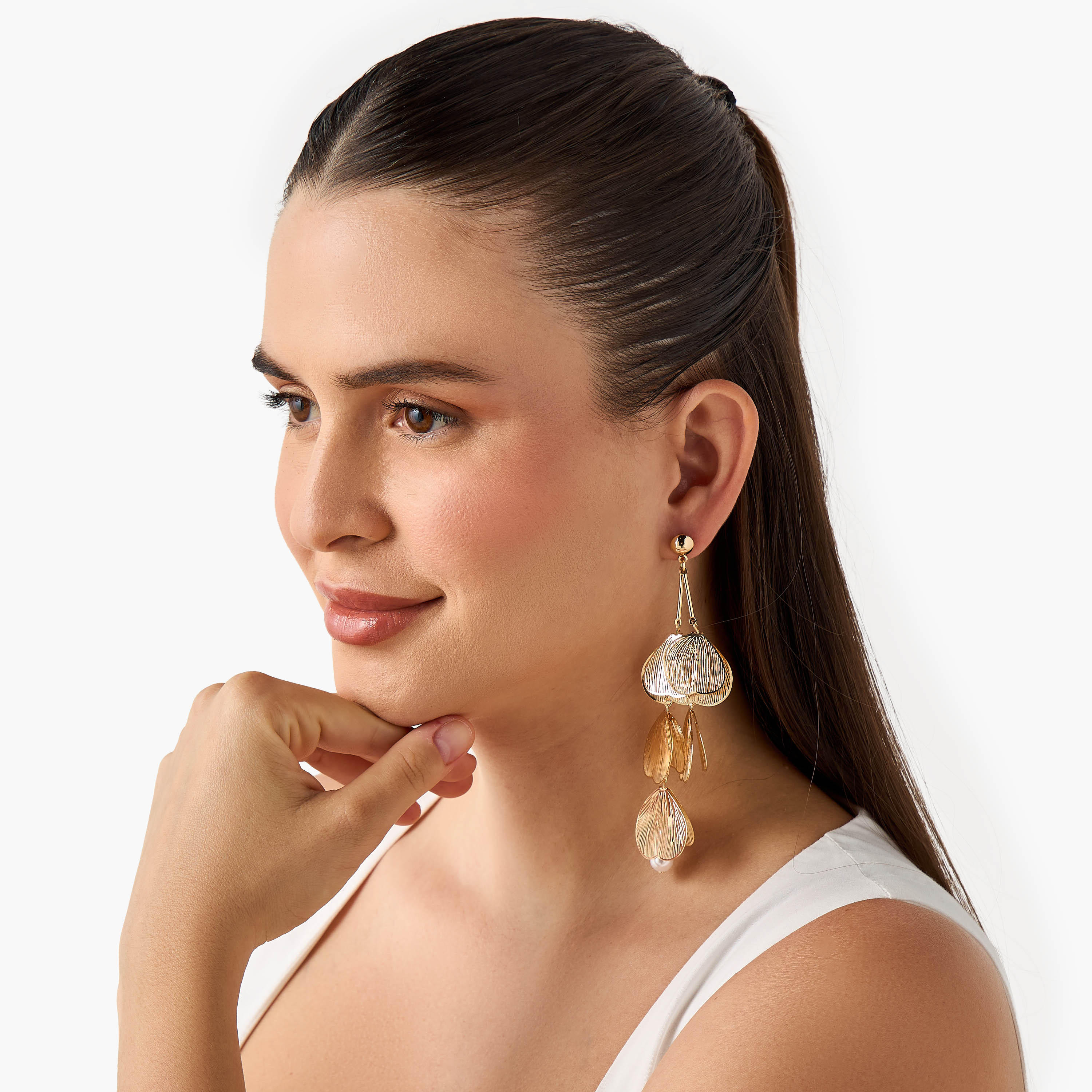 حلق ميتاليك متدلي بمشبك إغلاق خلفي-women-watchesandjewellery-jewellery-earrings-image-4