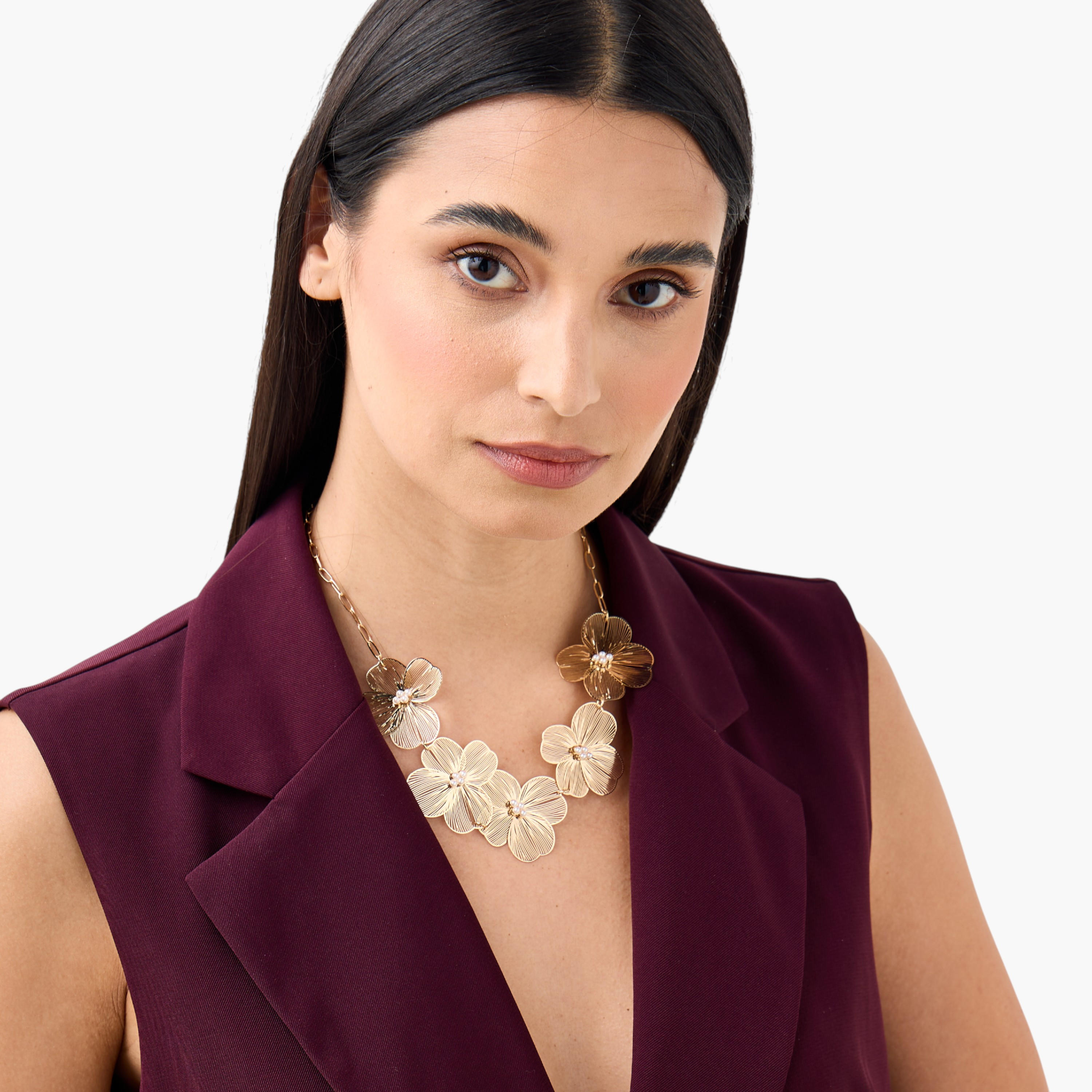 Metallic Choker Necklace with Lobster Clasp Closure-women-watchesandjewellery-jewellery-necklacesandpendants-image-2