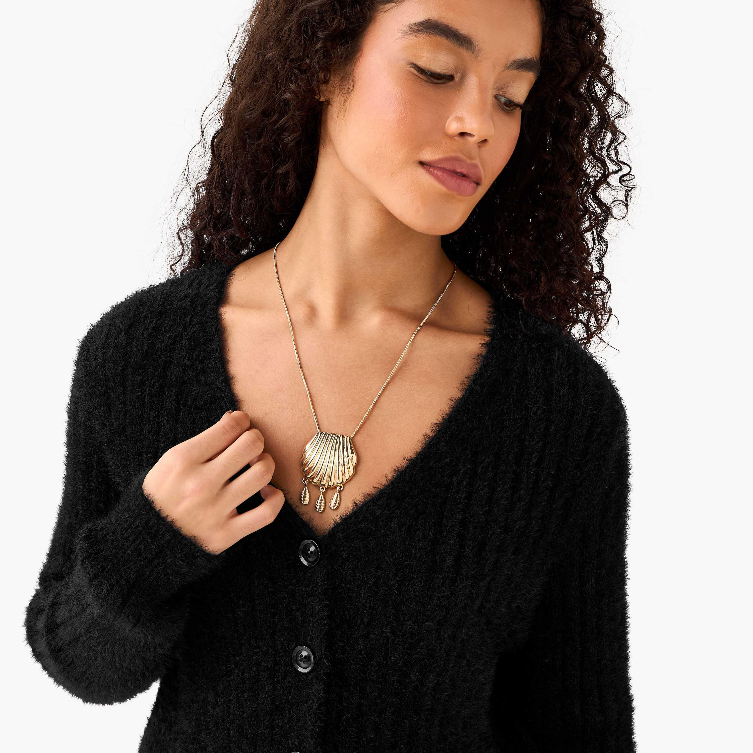 عقد ميتالك بدلايّة بشكل قطرة صدفة-women-watchesandjewellery-jewellery-necklacesandpendants-image-2