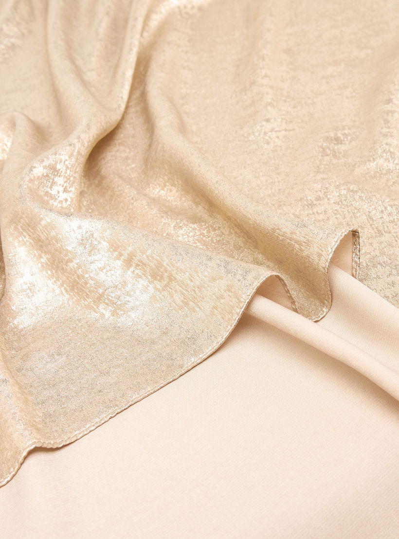 Scarf Shimmer Textured-women-winterwear-scarves-image-4