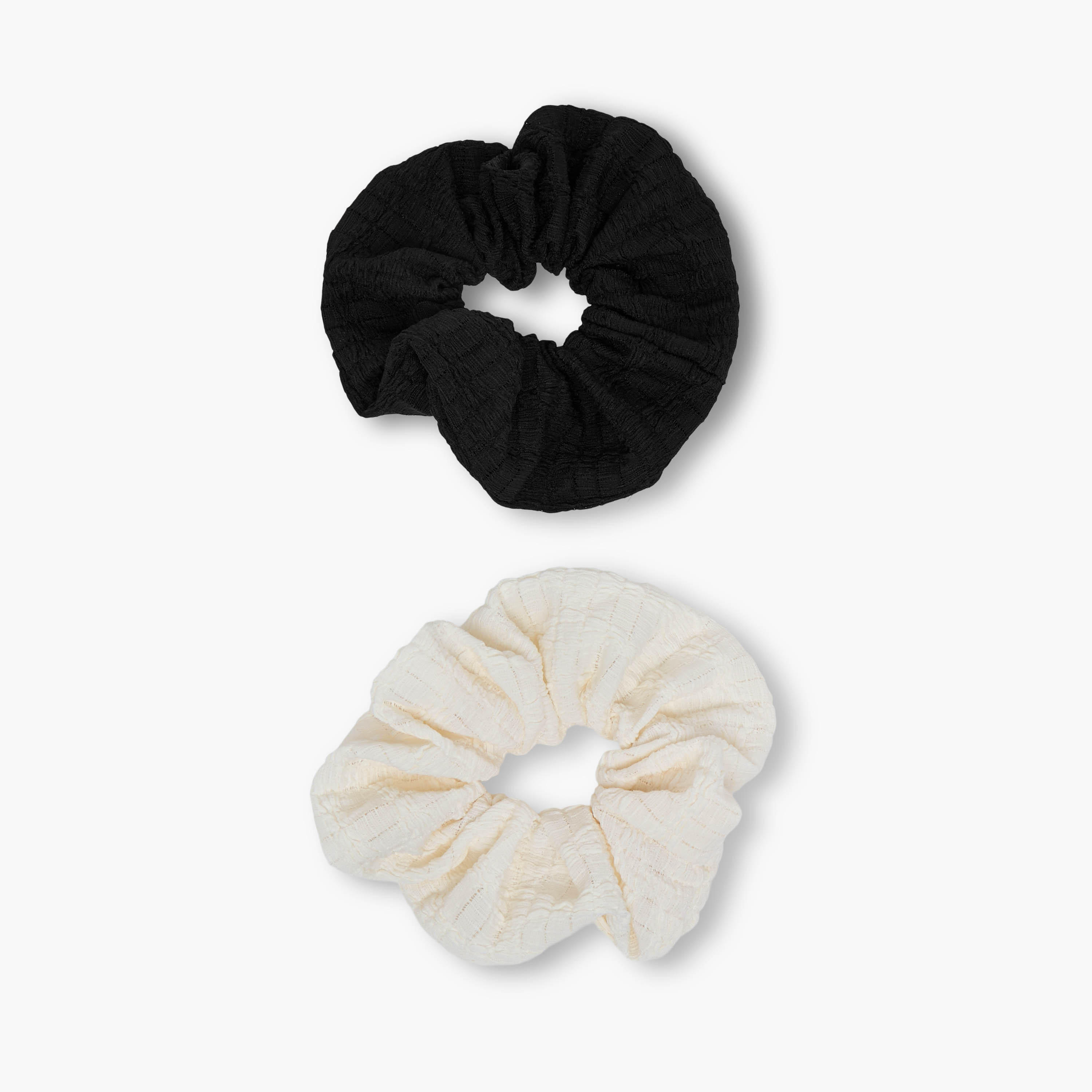 ربطات شعر سكرانشي - عبوة من قطعتين-women-hairaccessories-scrunchies-image-2