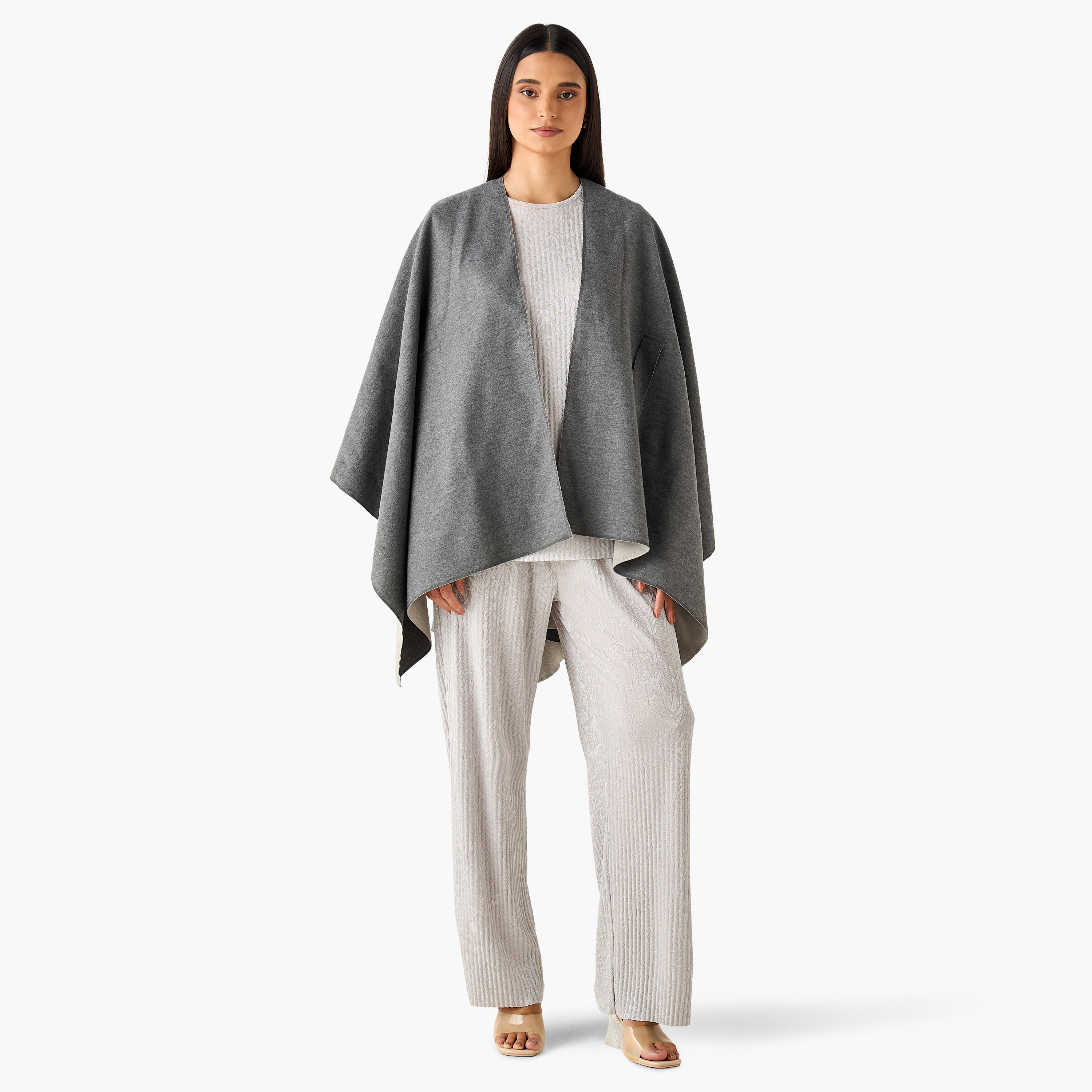 كيب متعدد الألوان قابل للارتداء على الوجهين-women-winterwear-scarves-image-4