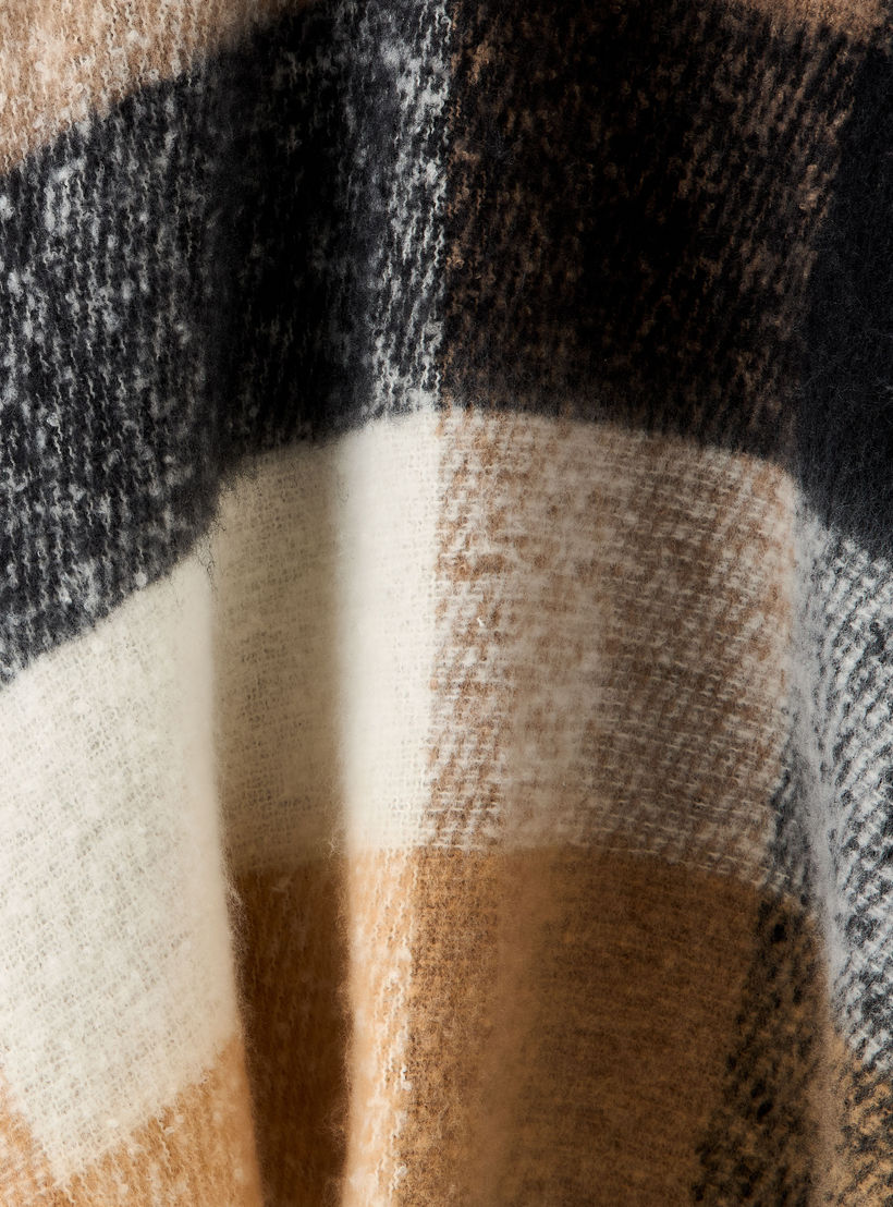 رداء كاروهات متعدد الألوان-women-winterwear-scarves-image-1