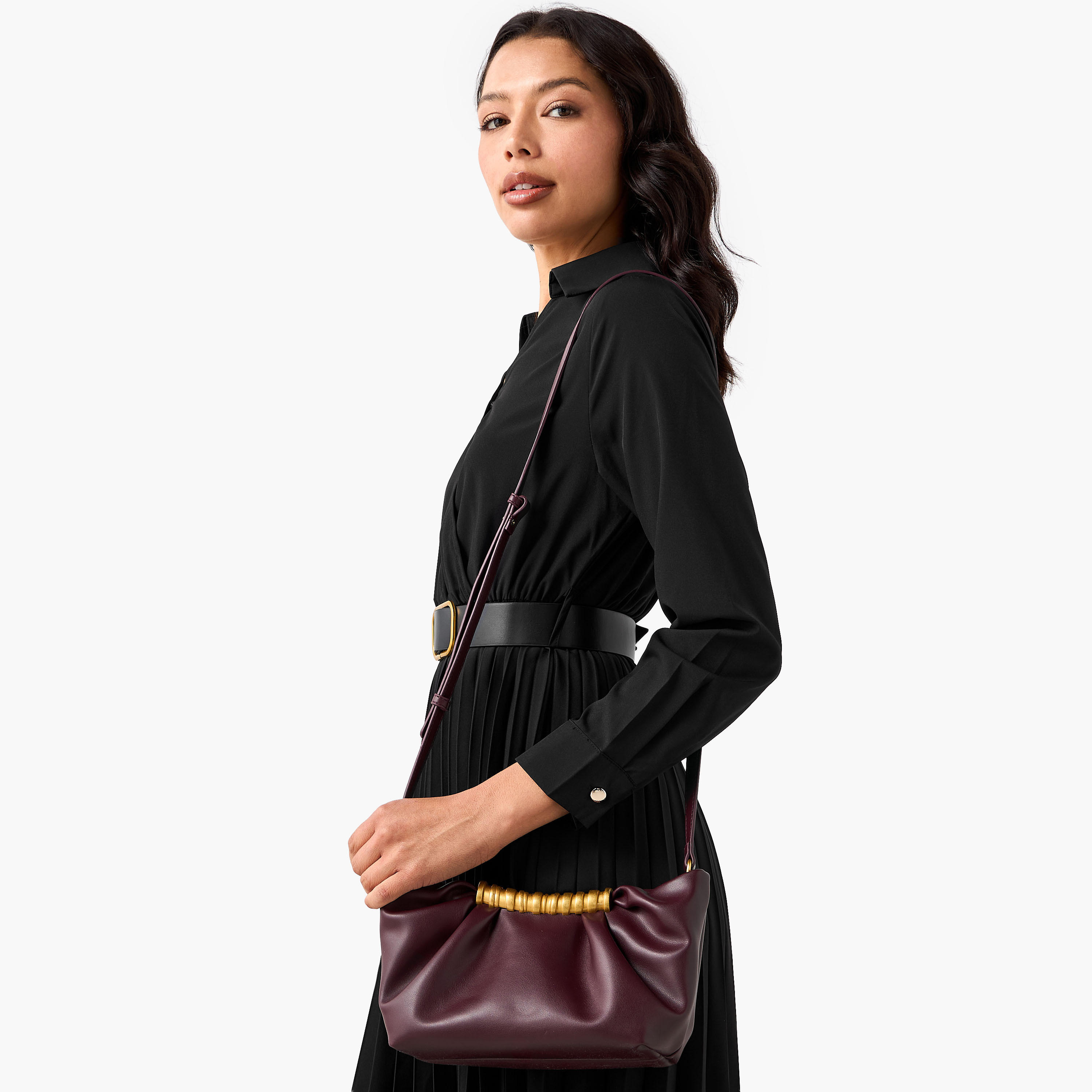 شنطة كروس بودي بكسرات وحزام قابل للتعديل-women-bagsandwallets-handbags-image-7