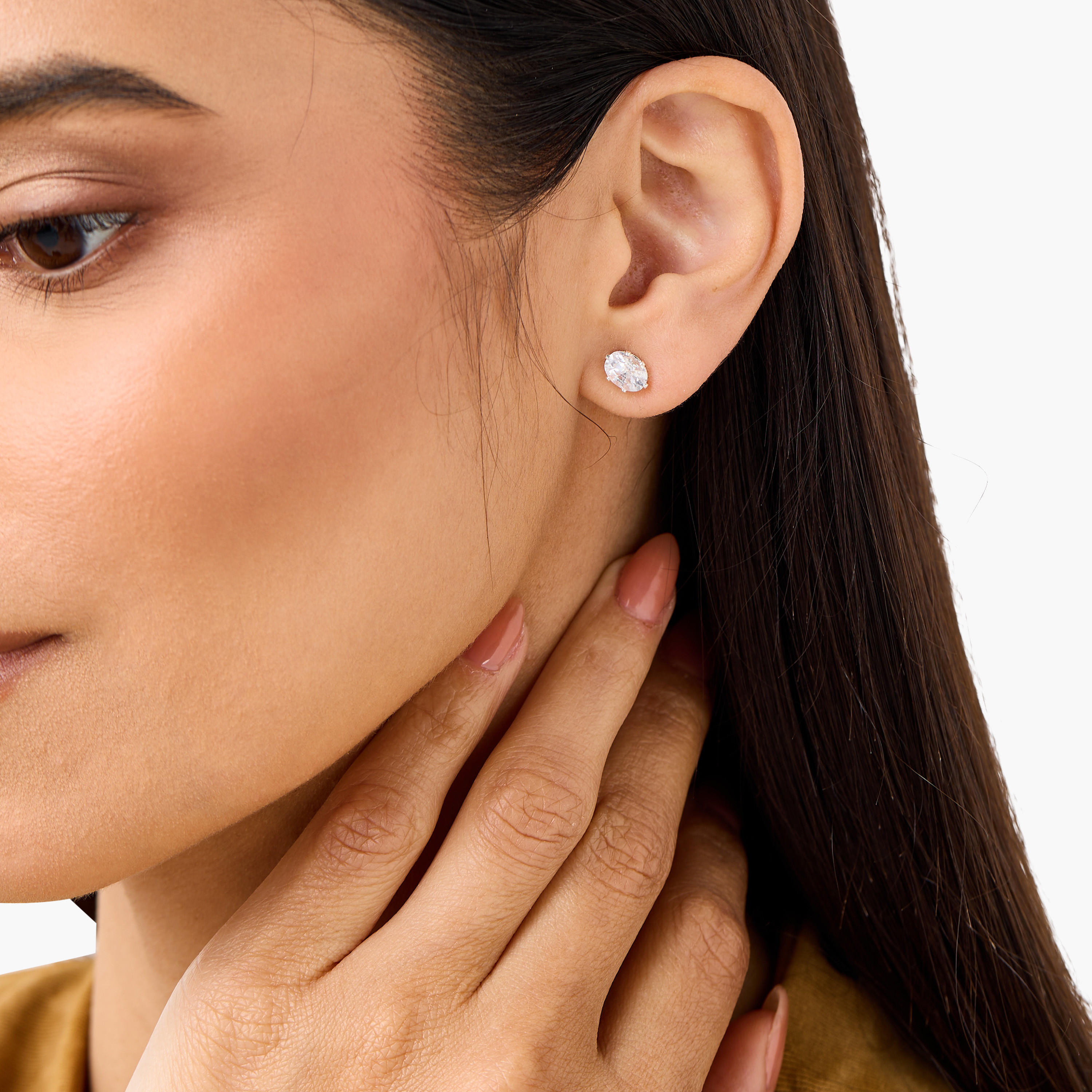 حلقان فضية مرصعة بمكبس إغلاق خلفي - عبوة من 6 أزواج-women-watchesandjewellery-jewellery-earrings-image-2