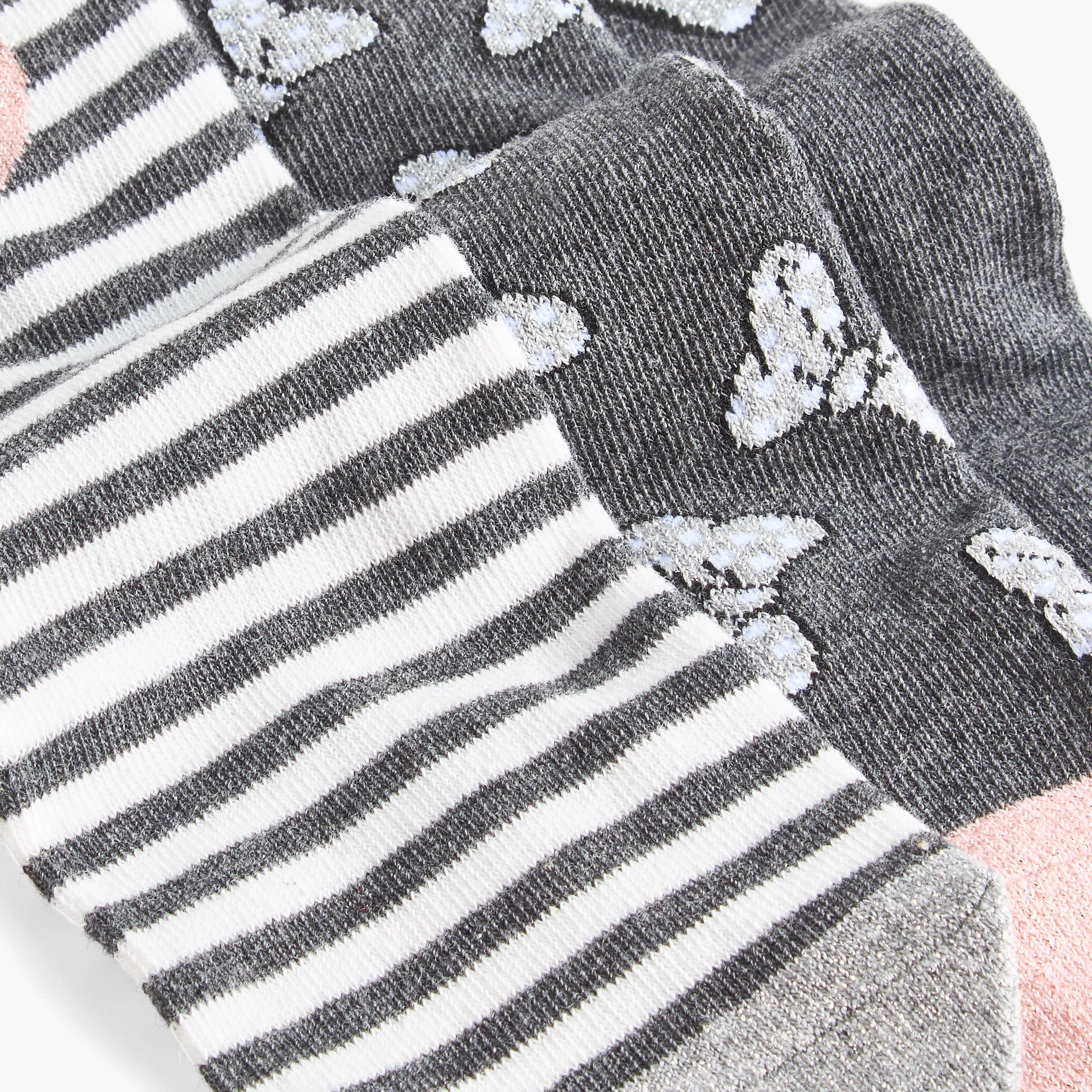 Minnie Mouse Pack of 3 Crew Length Socks-women-socksandstockings-image-5